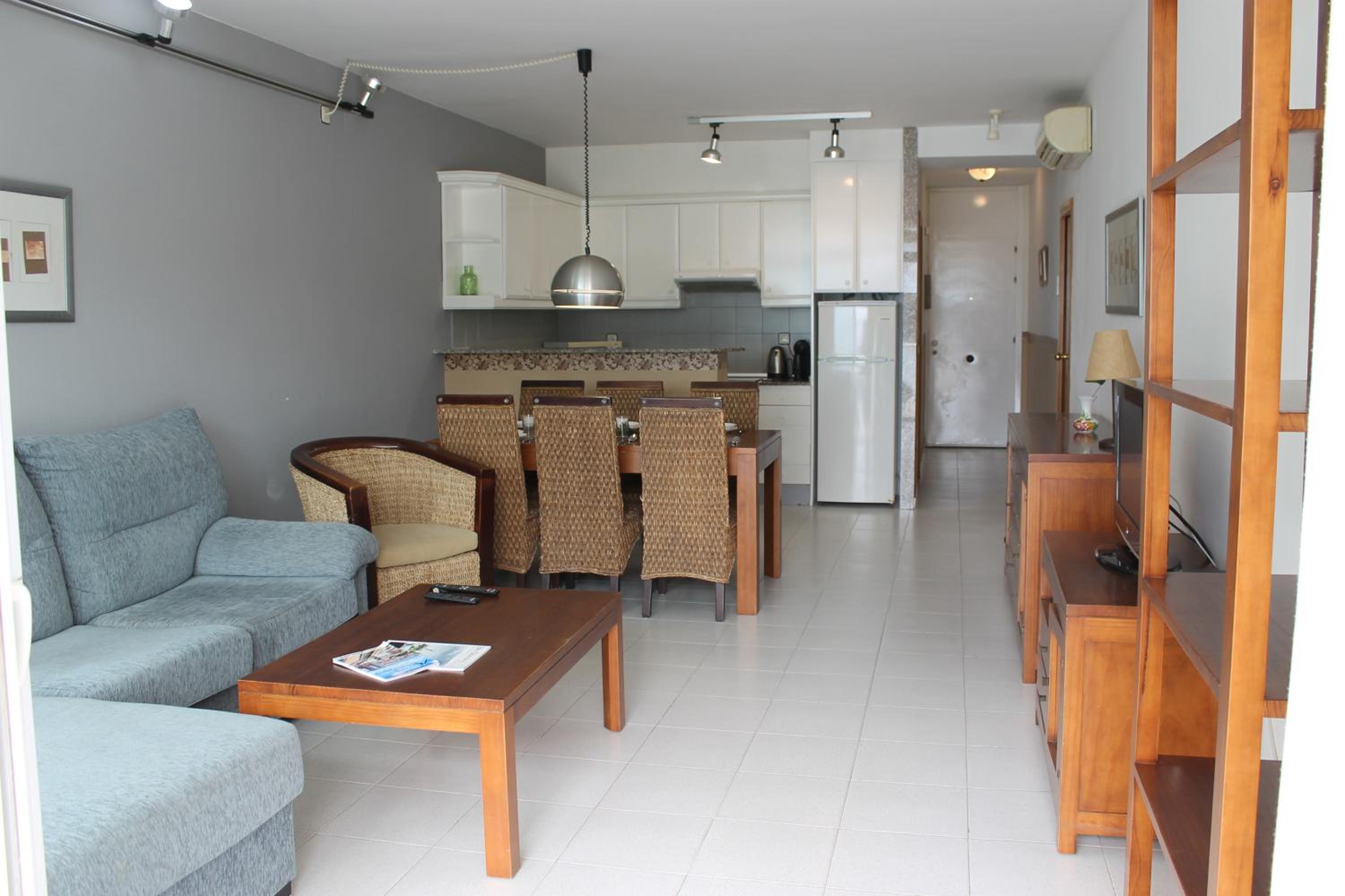 Agi Residencial Almadraba