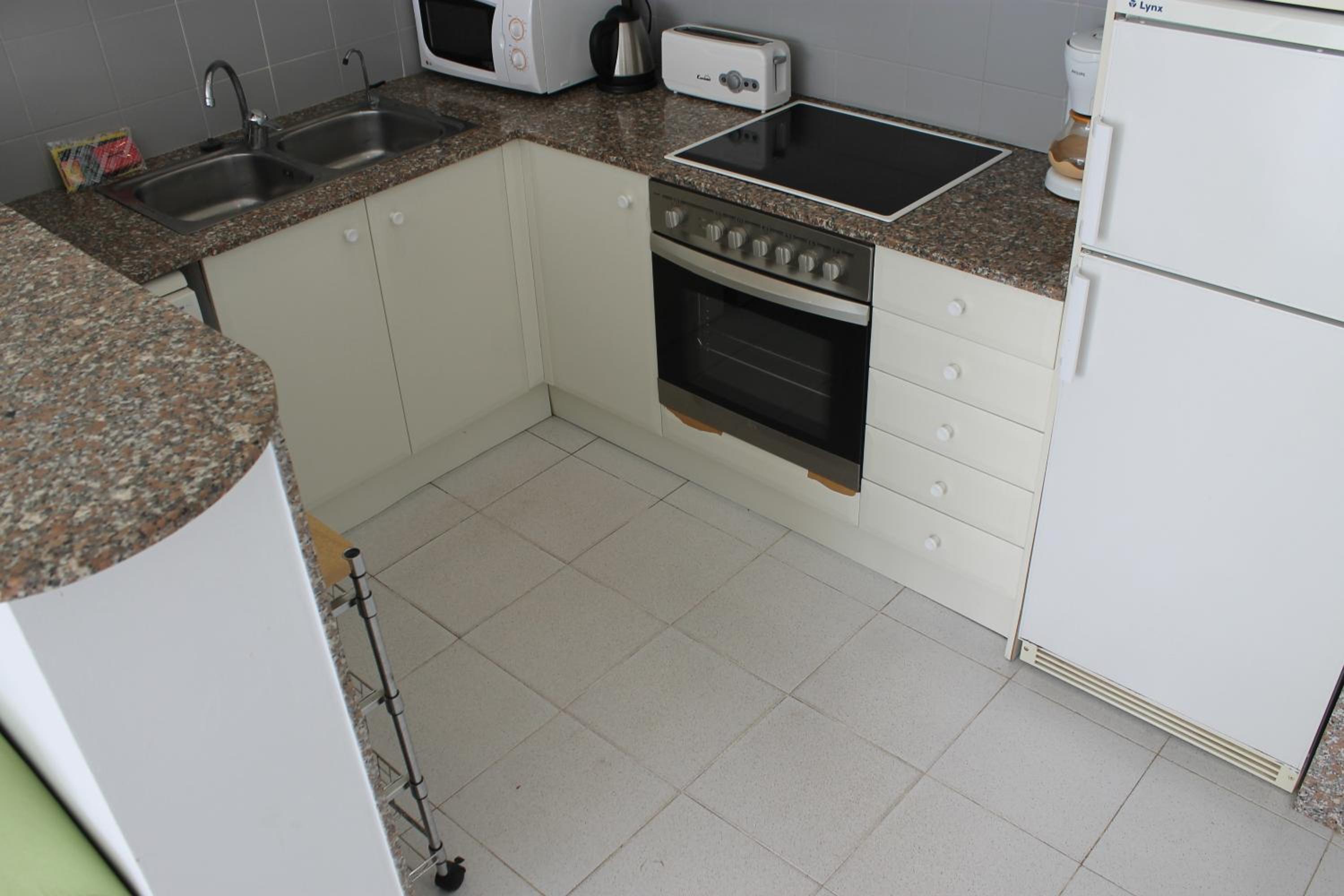 Agi Residencial Almadraba