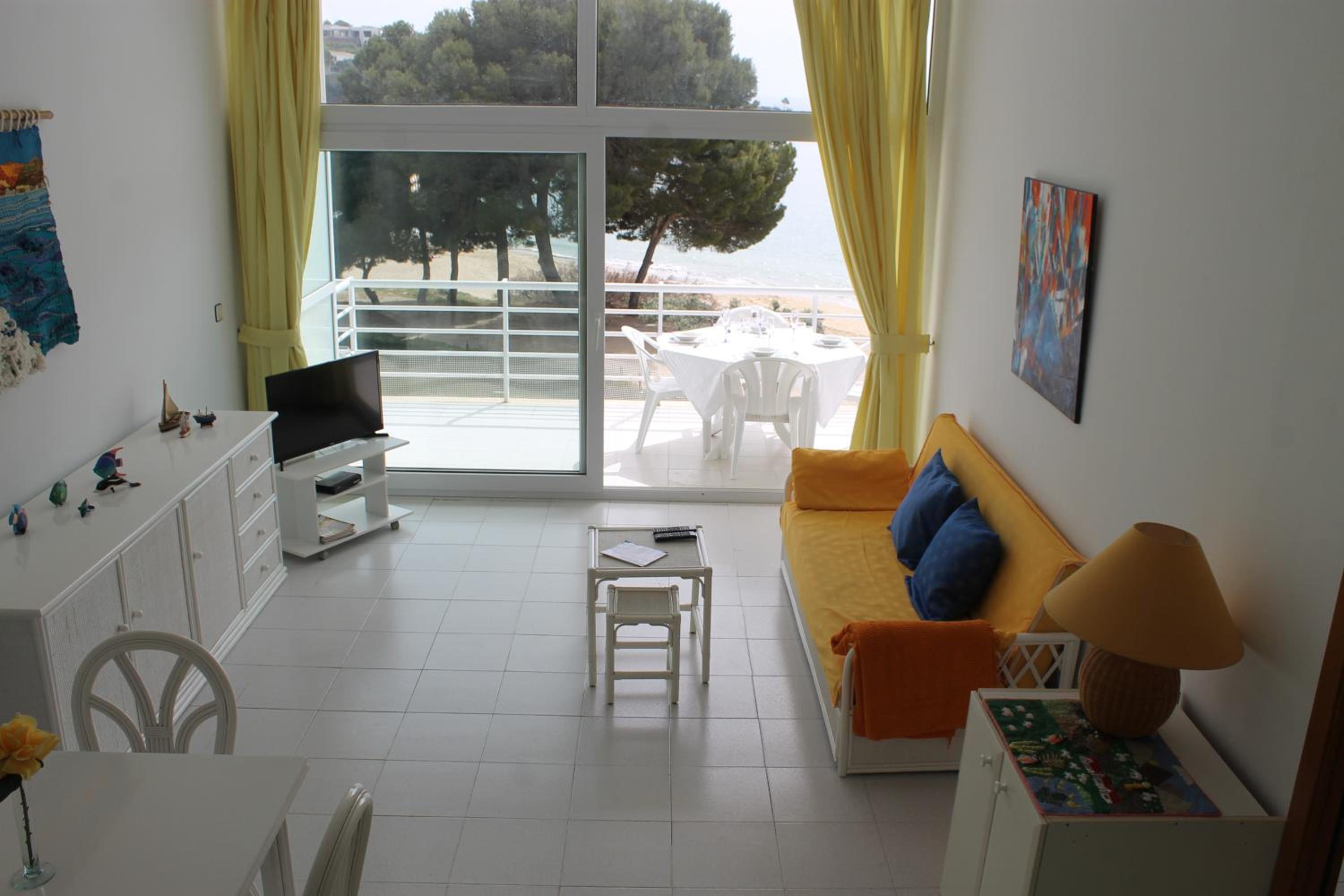 Agi Residencial Almadraba