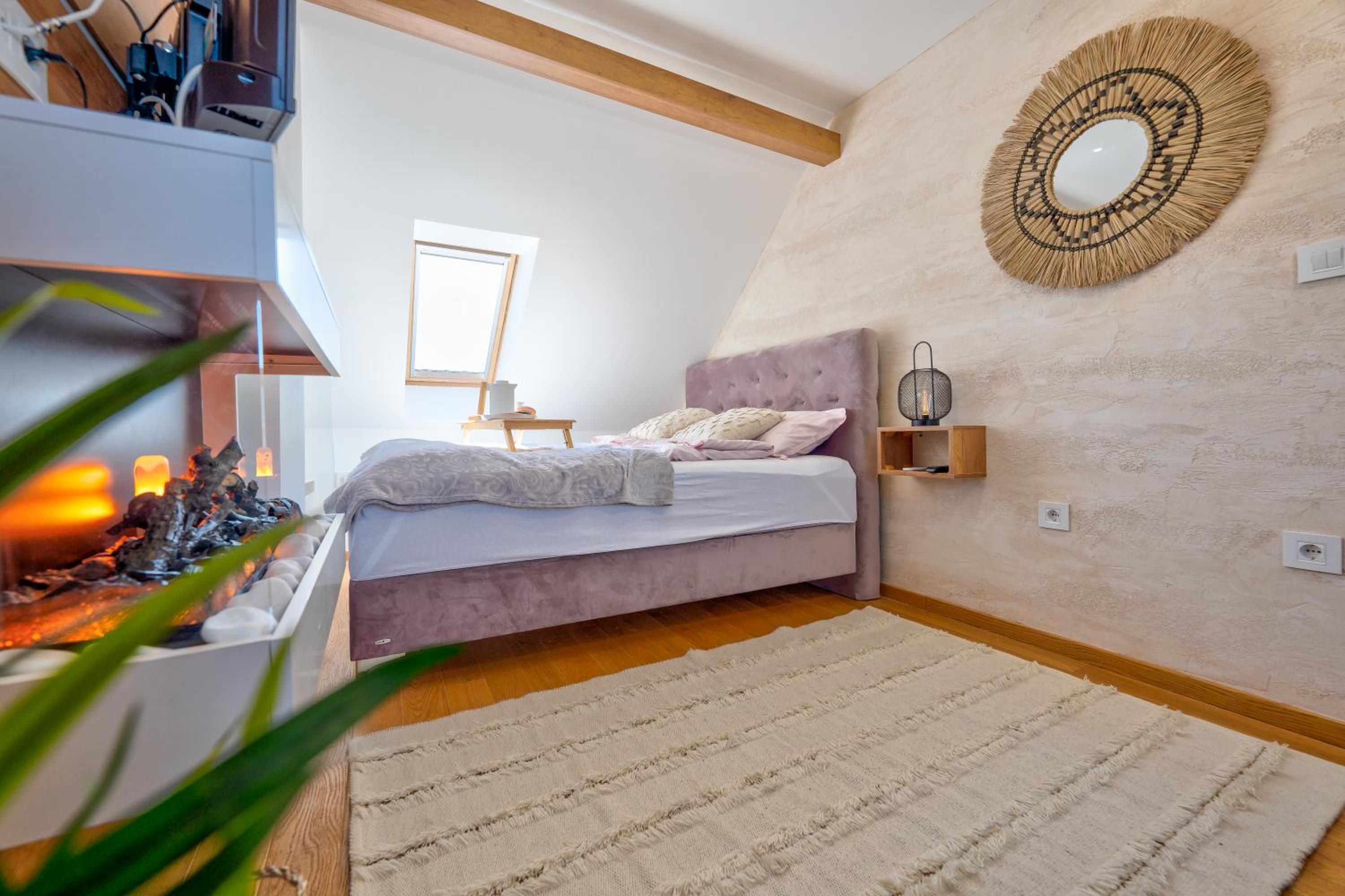 Photo 68