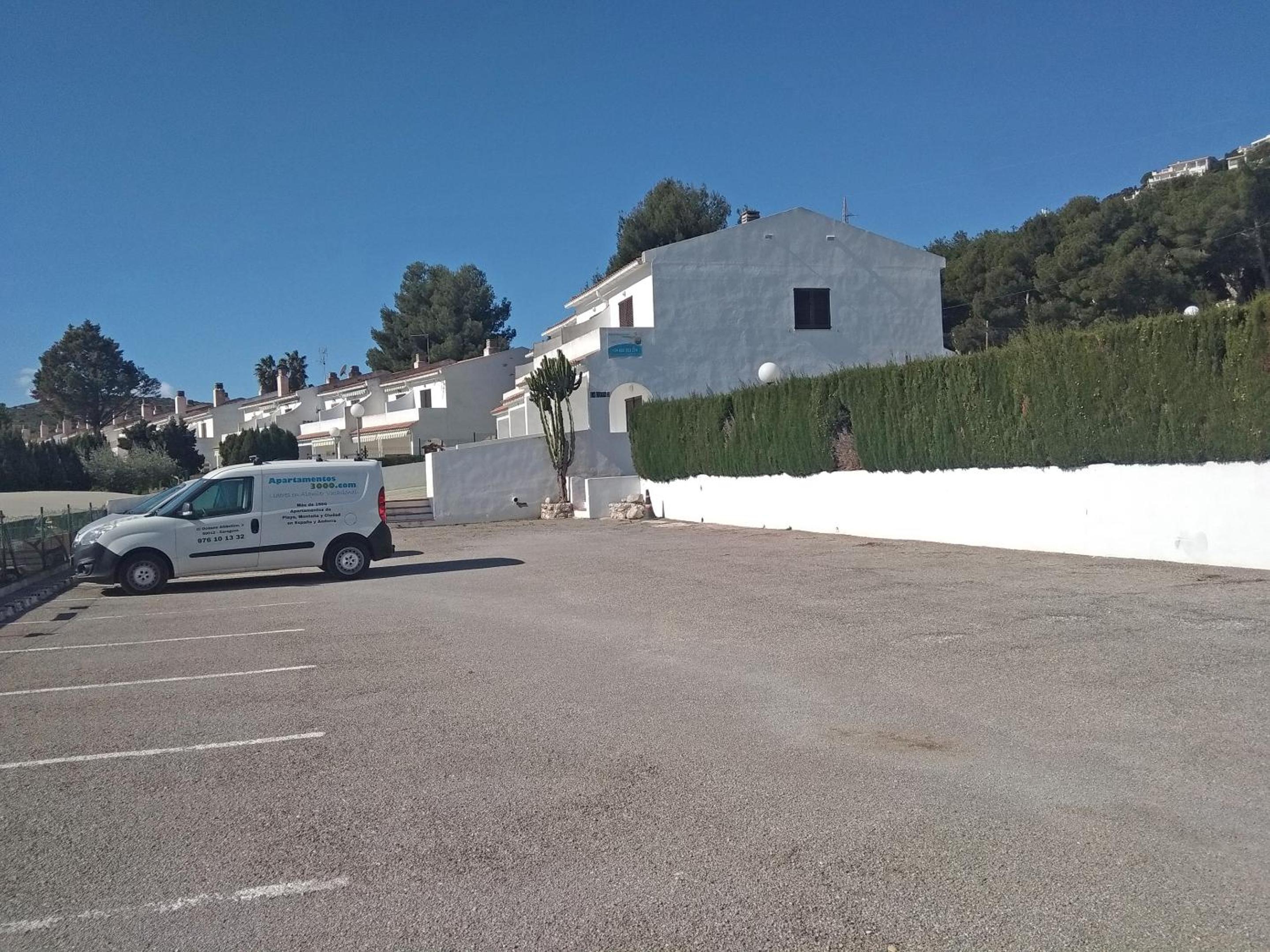 Apartamentos La Cova 3000