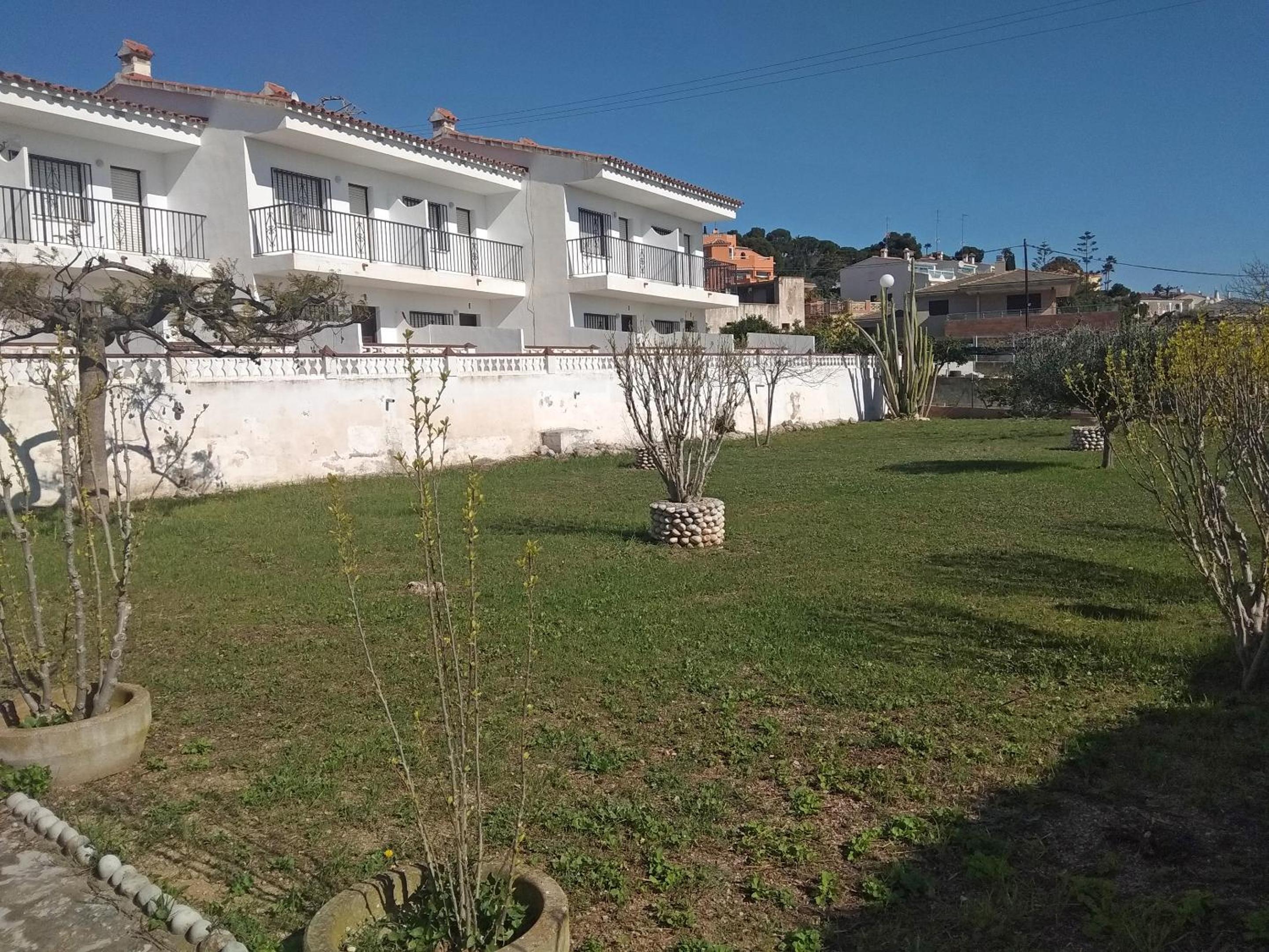 Apartamentos La Cova 3000