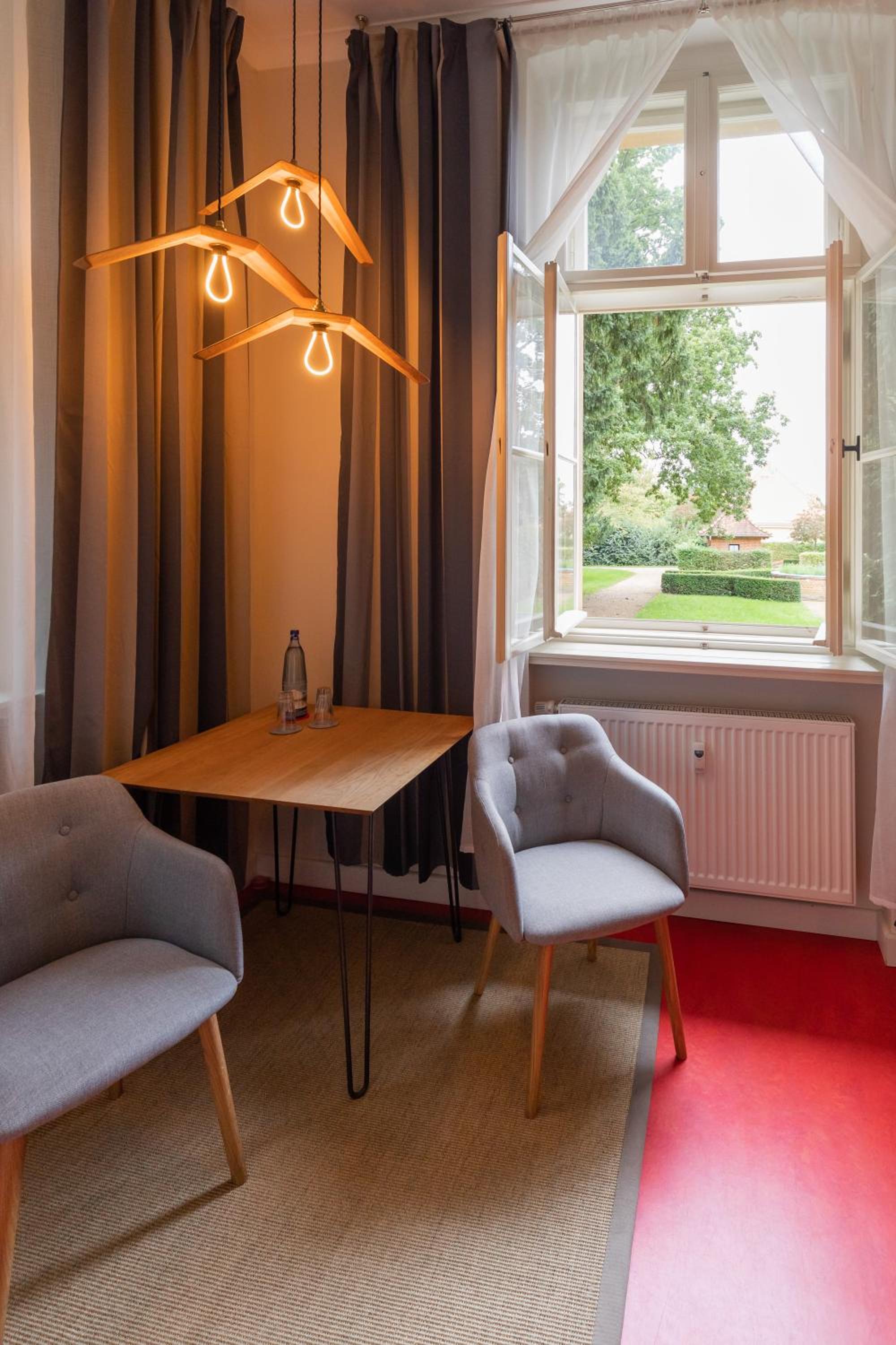 Kavaliershaus Krumke - Gästehaus im Schlosspark - Schlüsselbox - kein TV