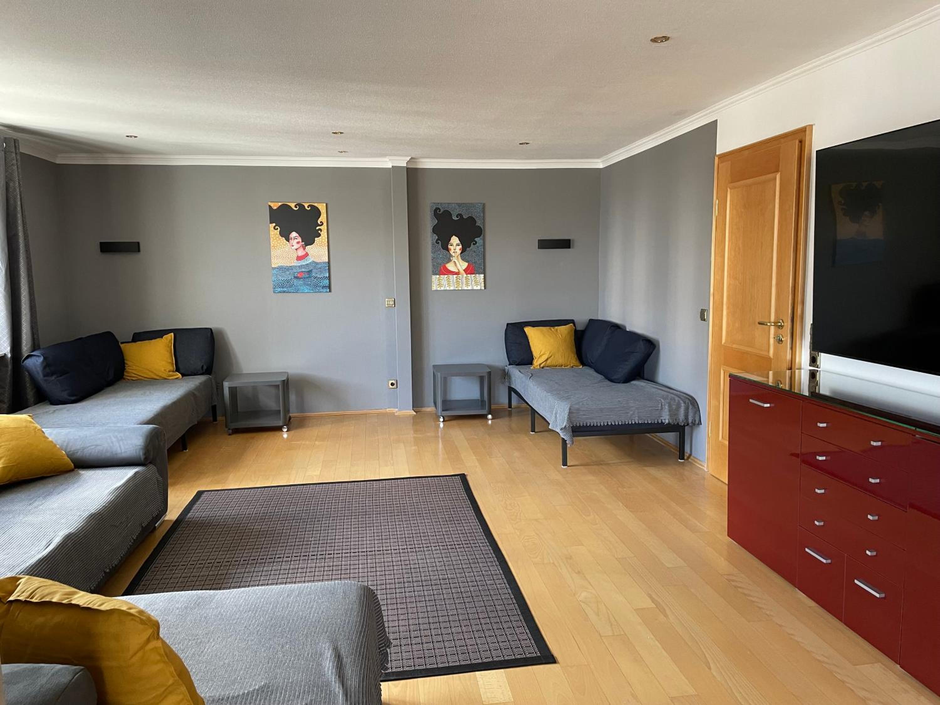 Pino24 Ferienwohnungen mit Pool und Sauna