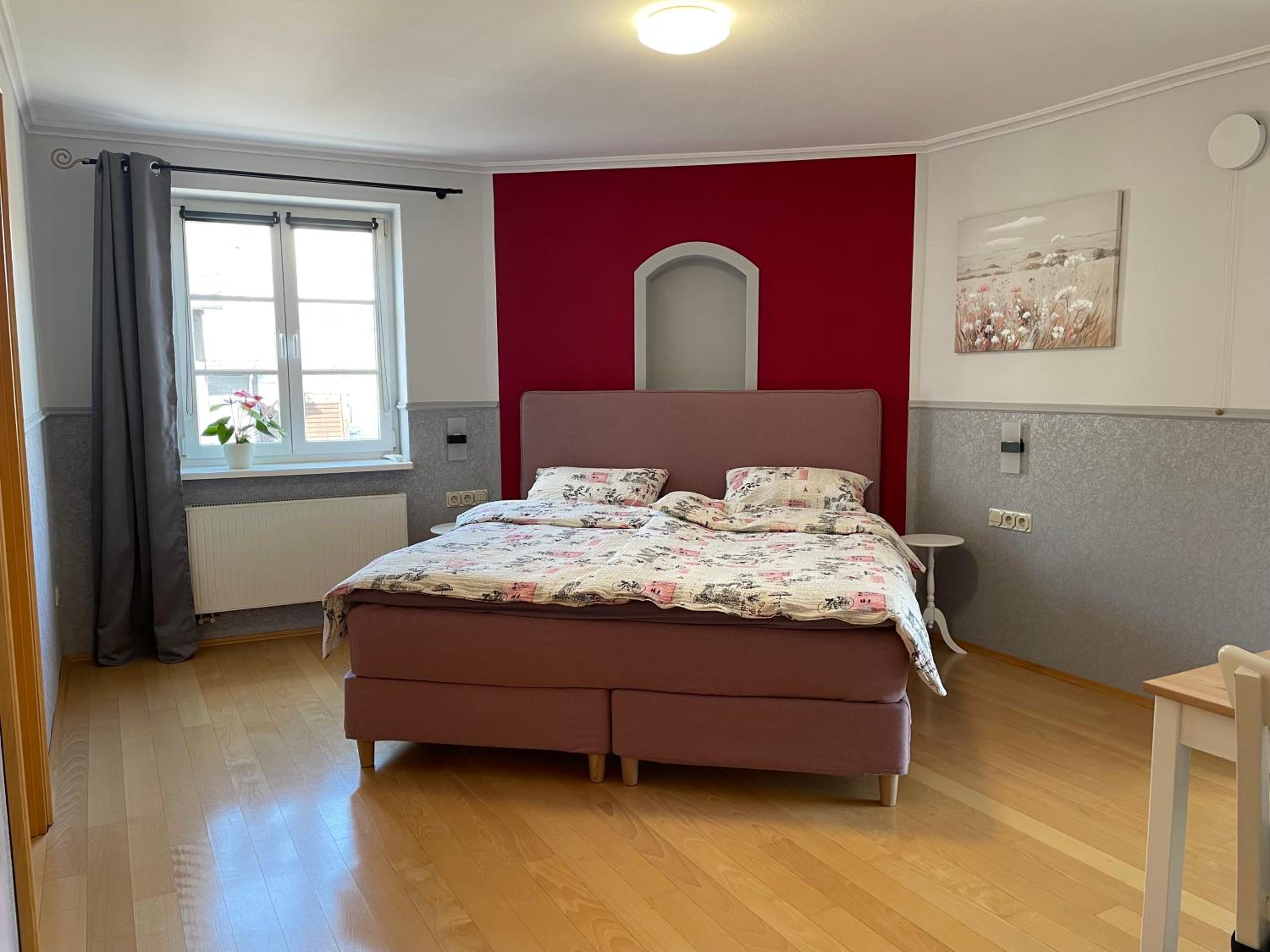Pino24 Ferienwohnungen mit Pool und Sauna