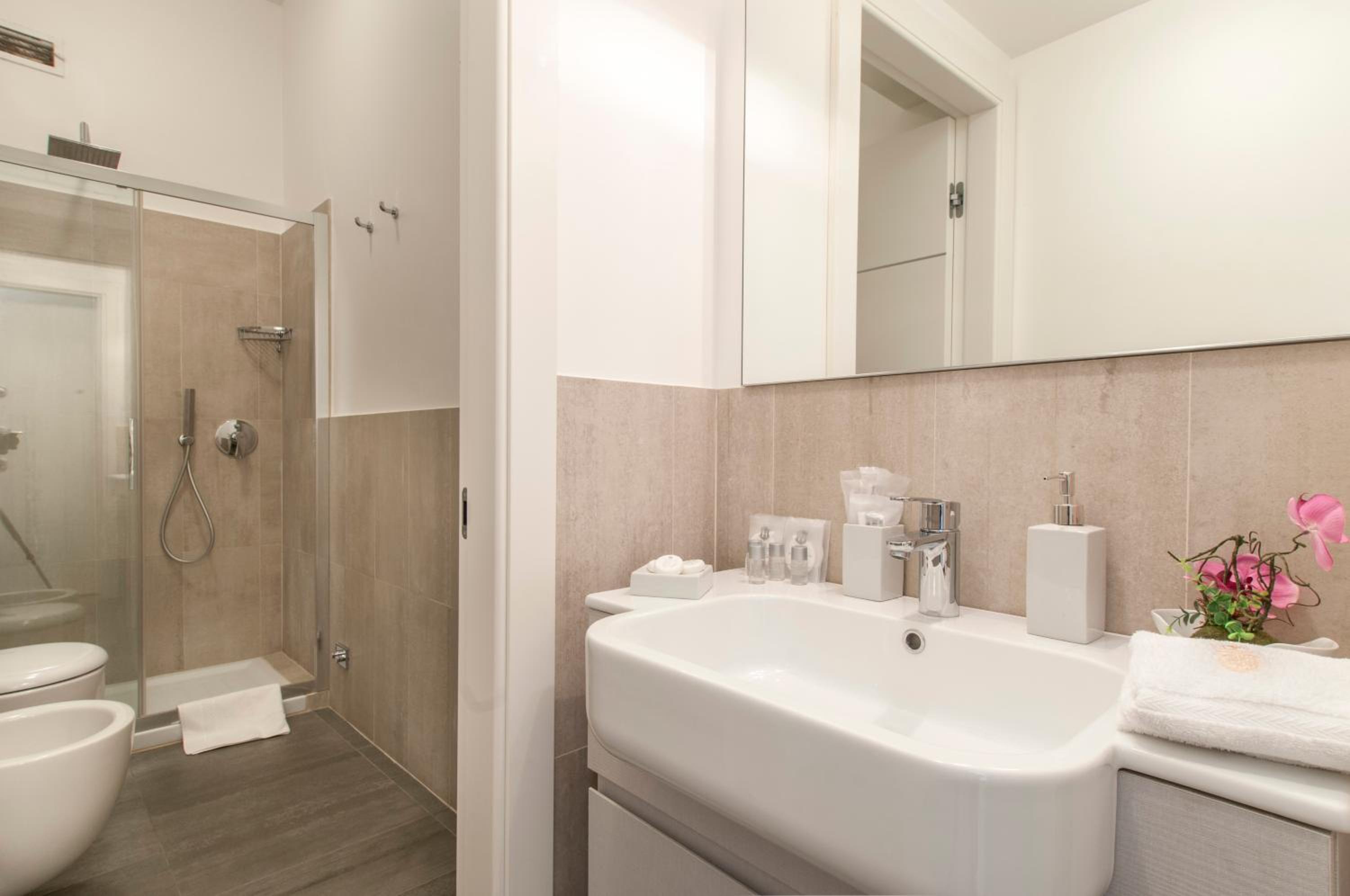 Milan Royal Suites - Centro Cadorna