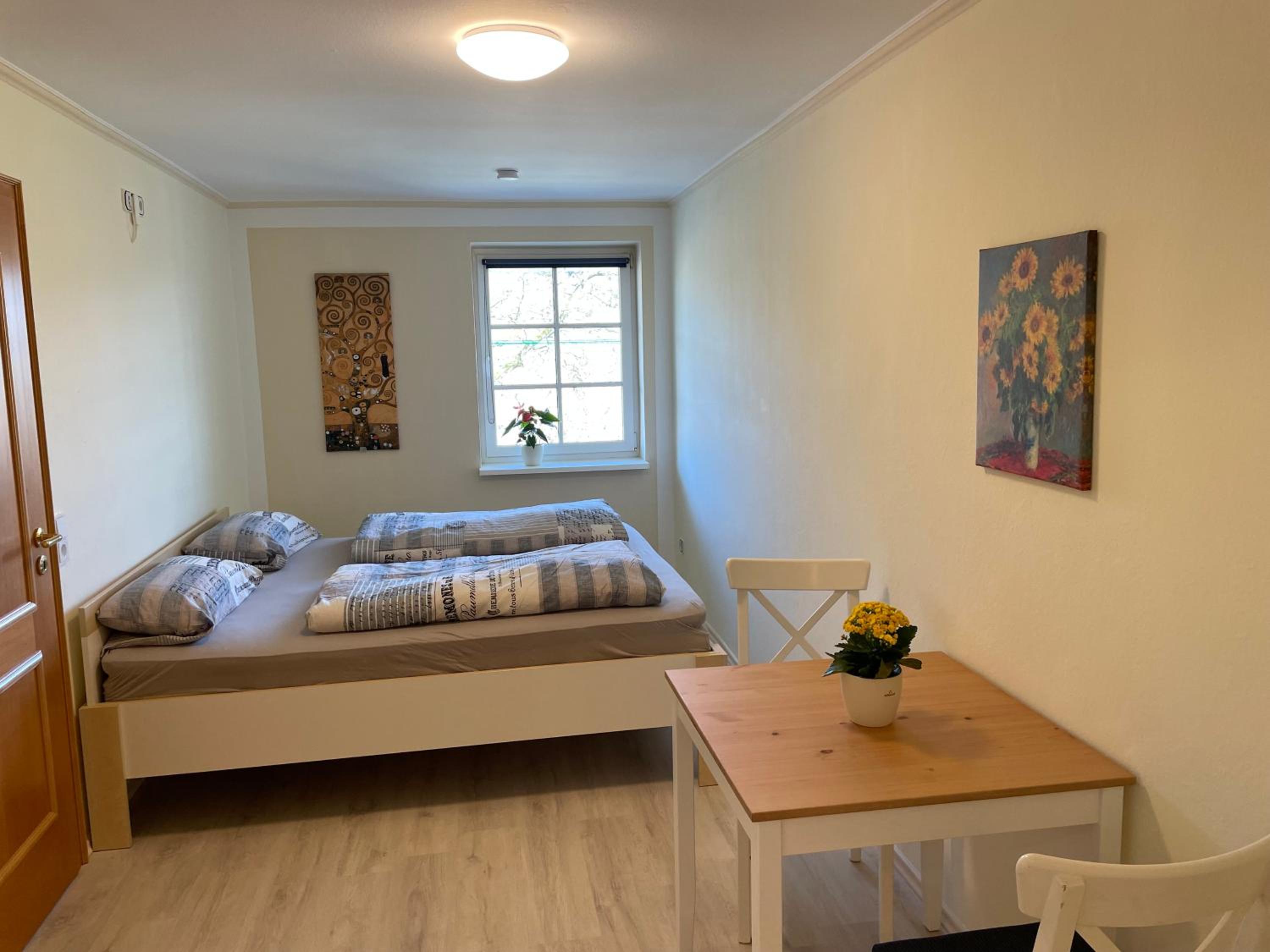 Pino24 Ferienwohnungen mit Pool und Sauna