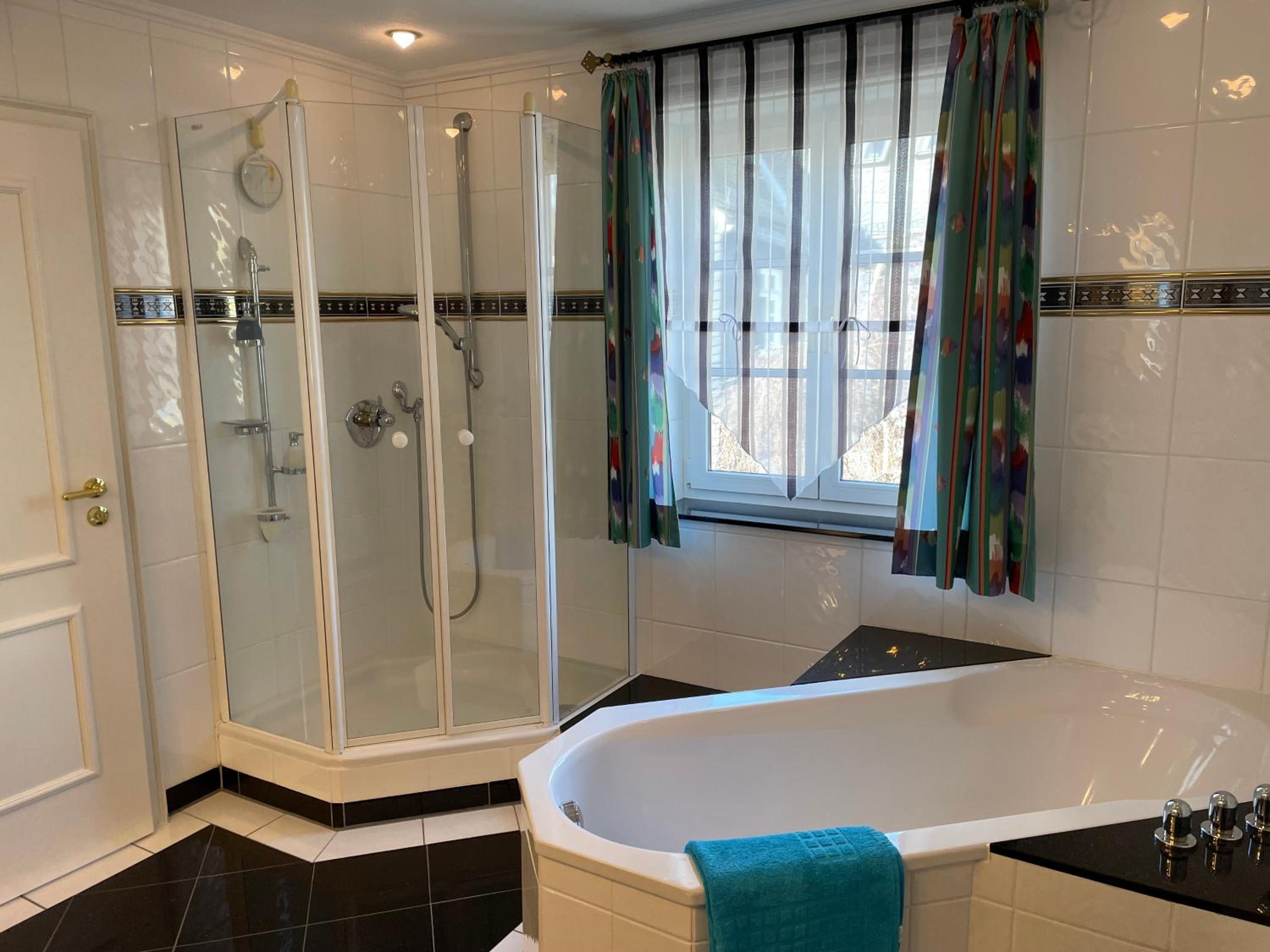 Pino24 Ferienwohnungen mit Pool und Sauna