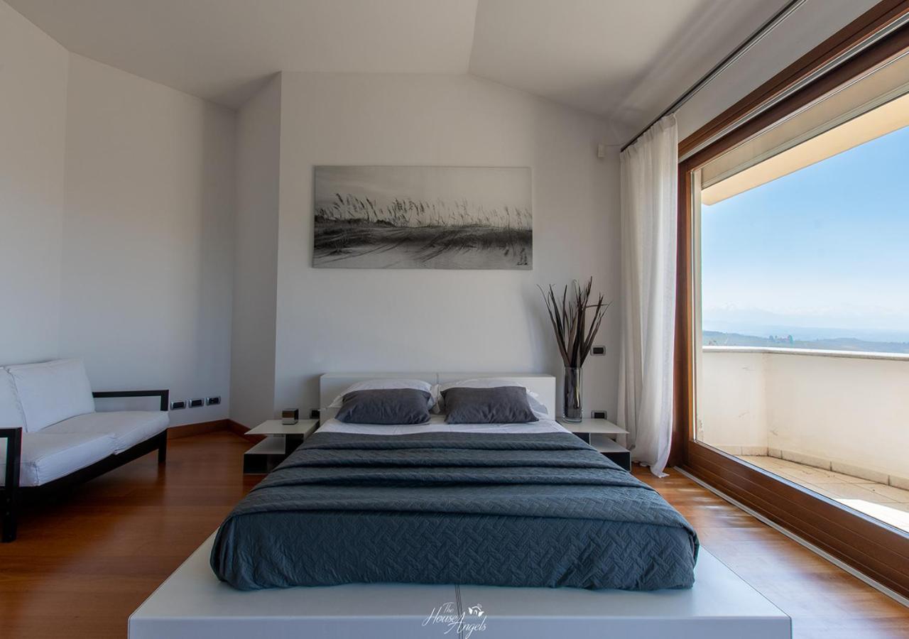 Villa in Langa view 4