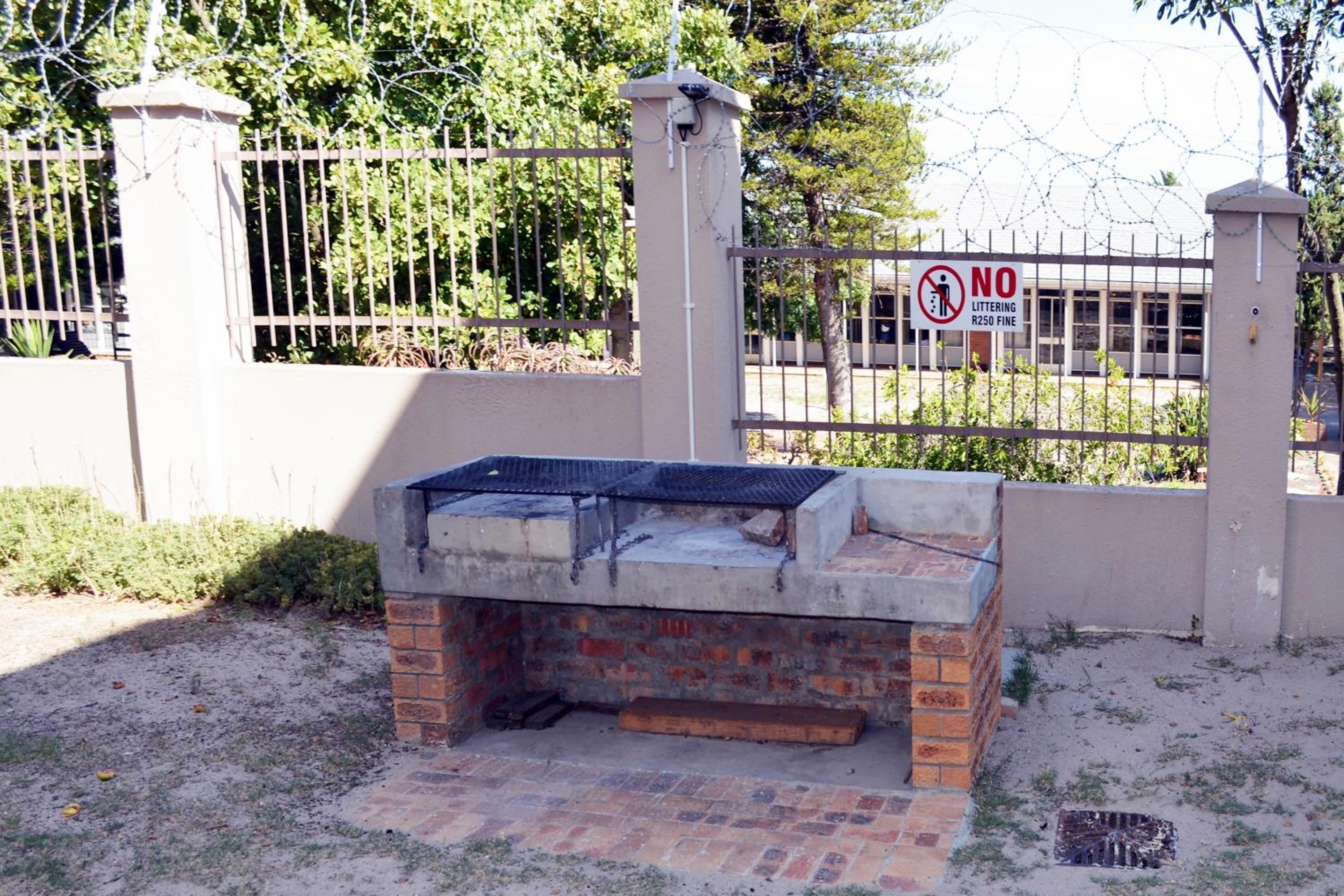 Photo 43