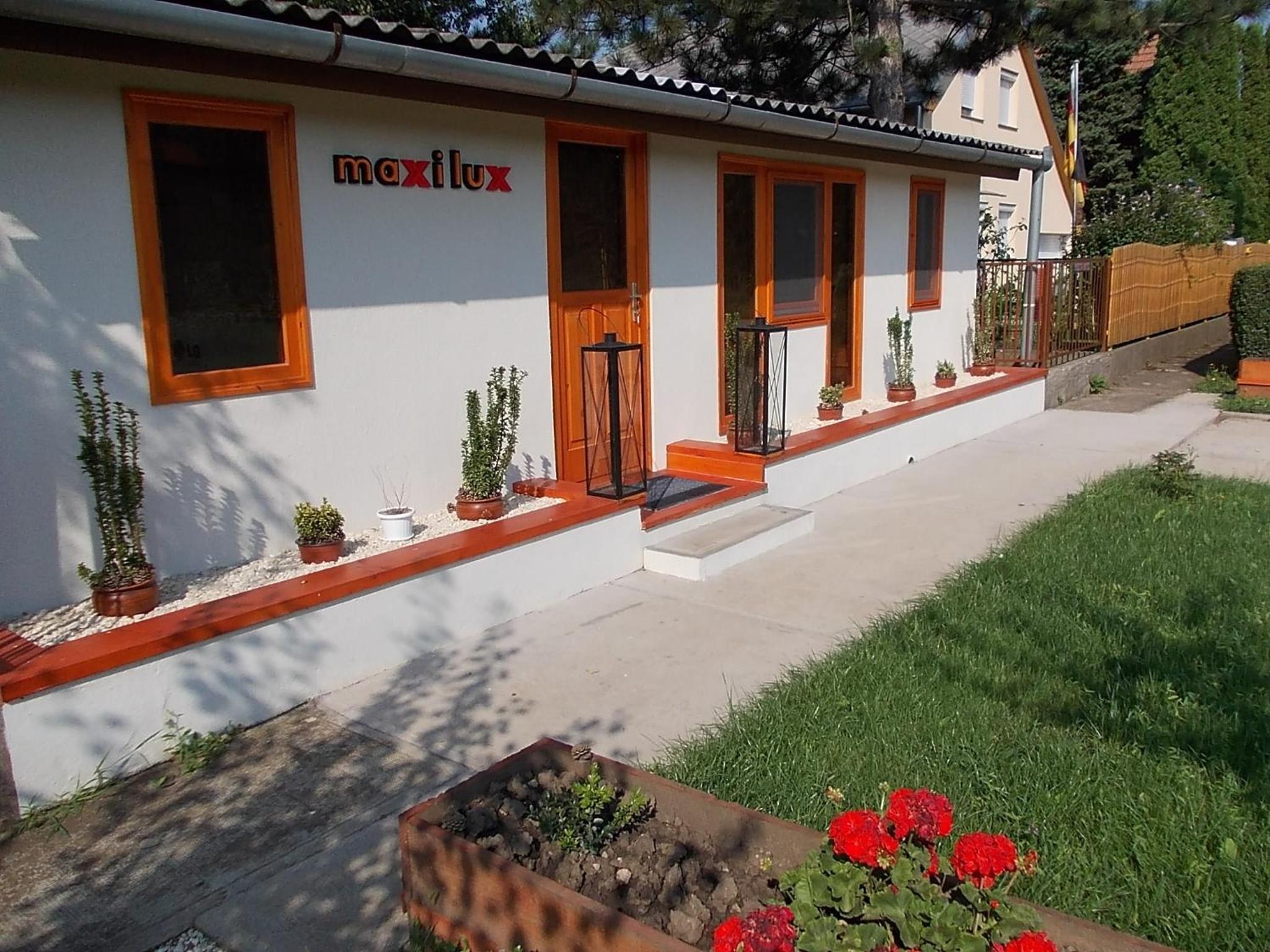 Hotel Maxilux Studio