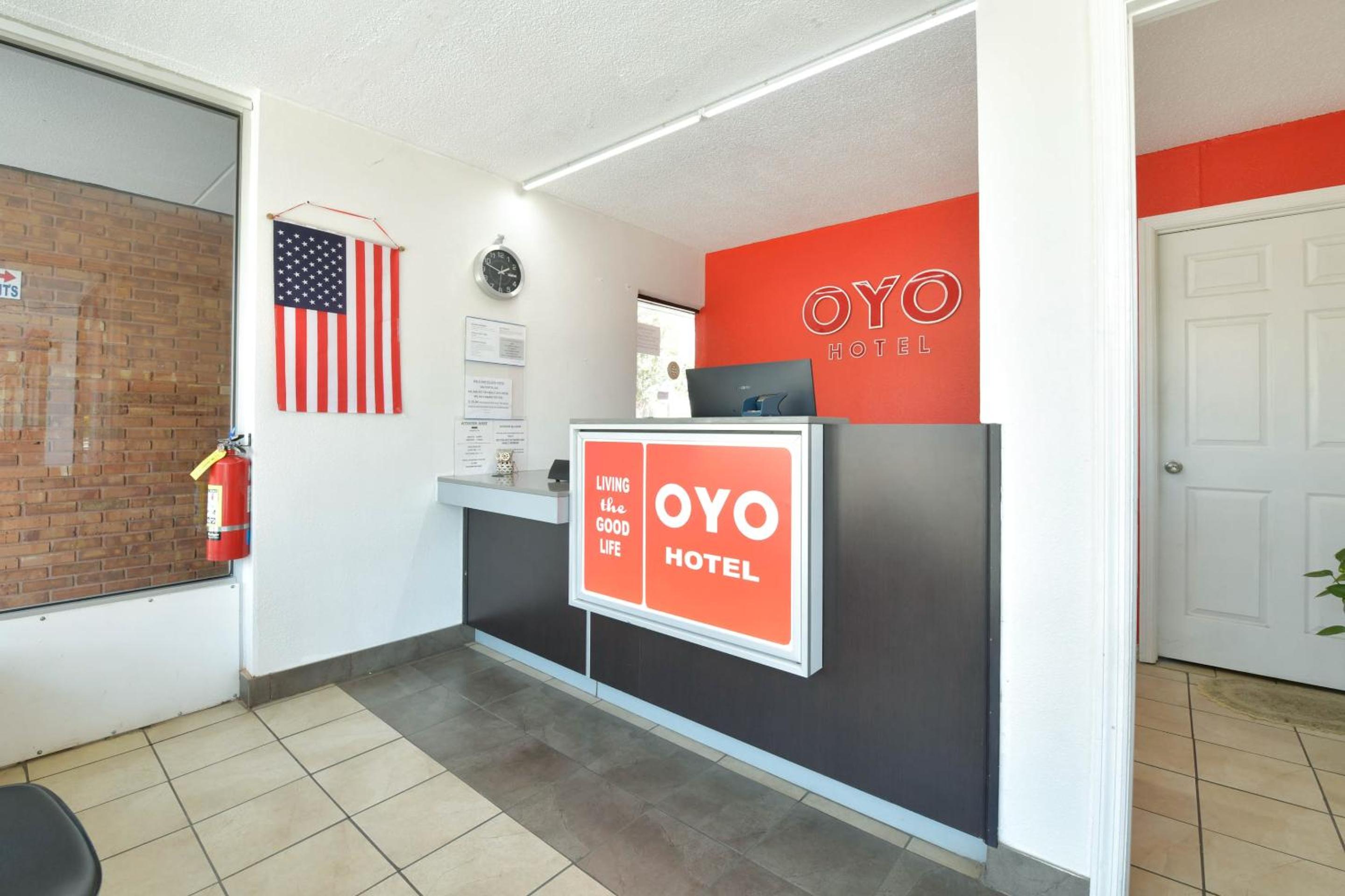 OYO Hotel Valdosta GA I-75