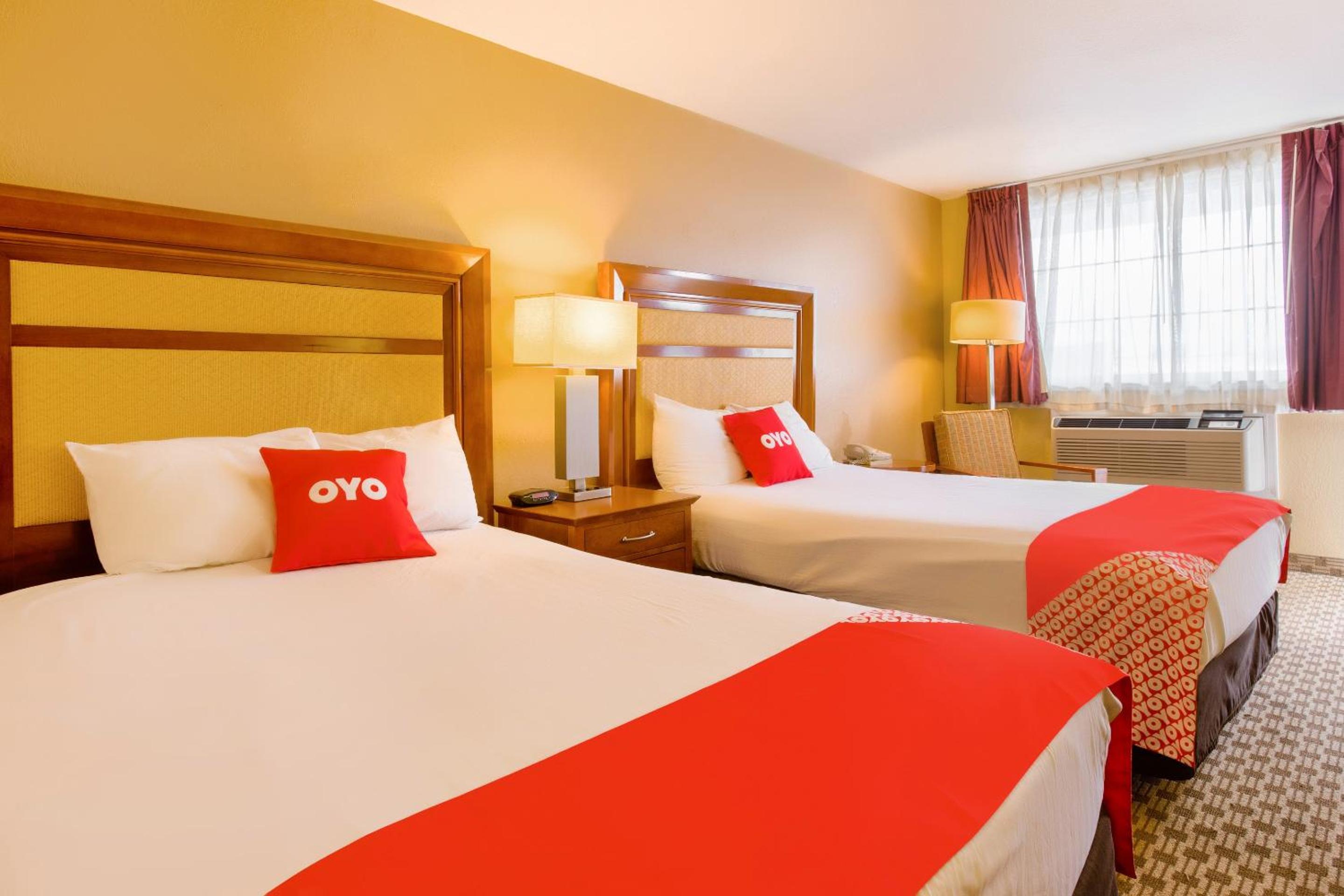 OYO Hotel Lebanon MO I-44
