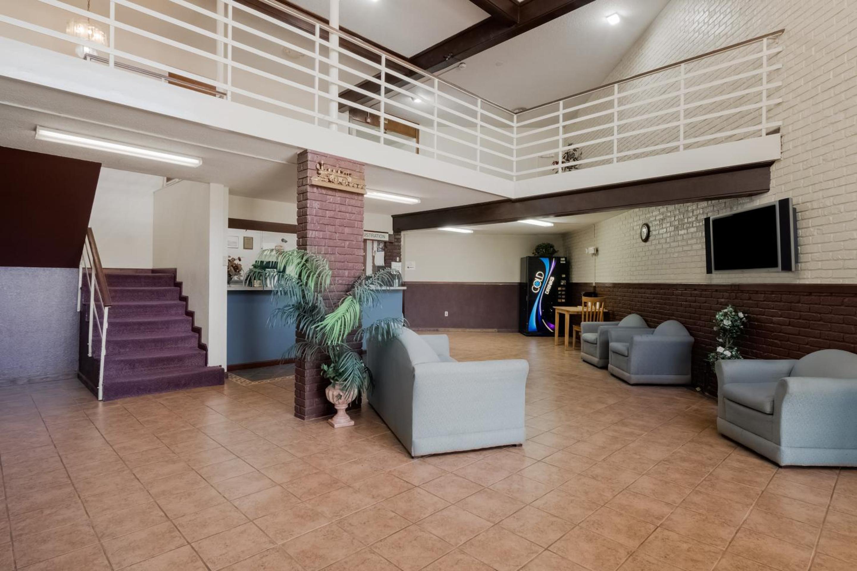OYO Hotel Morton East Peoria I-74