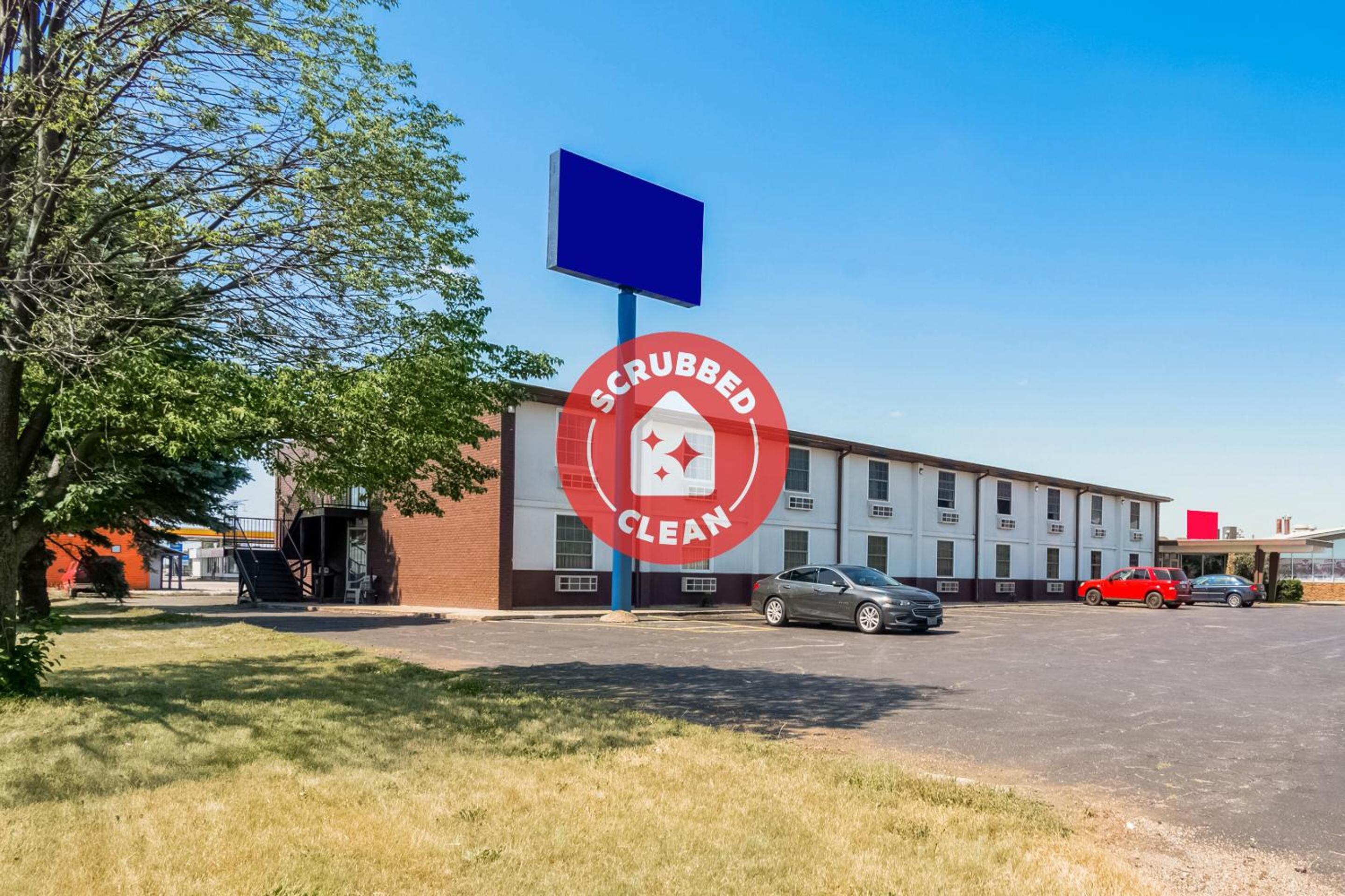 OYO Hotel Morton East Peoria I-74