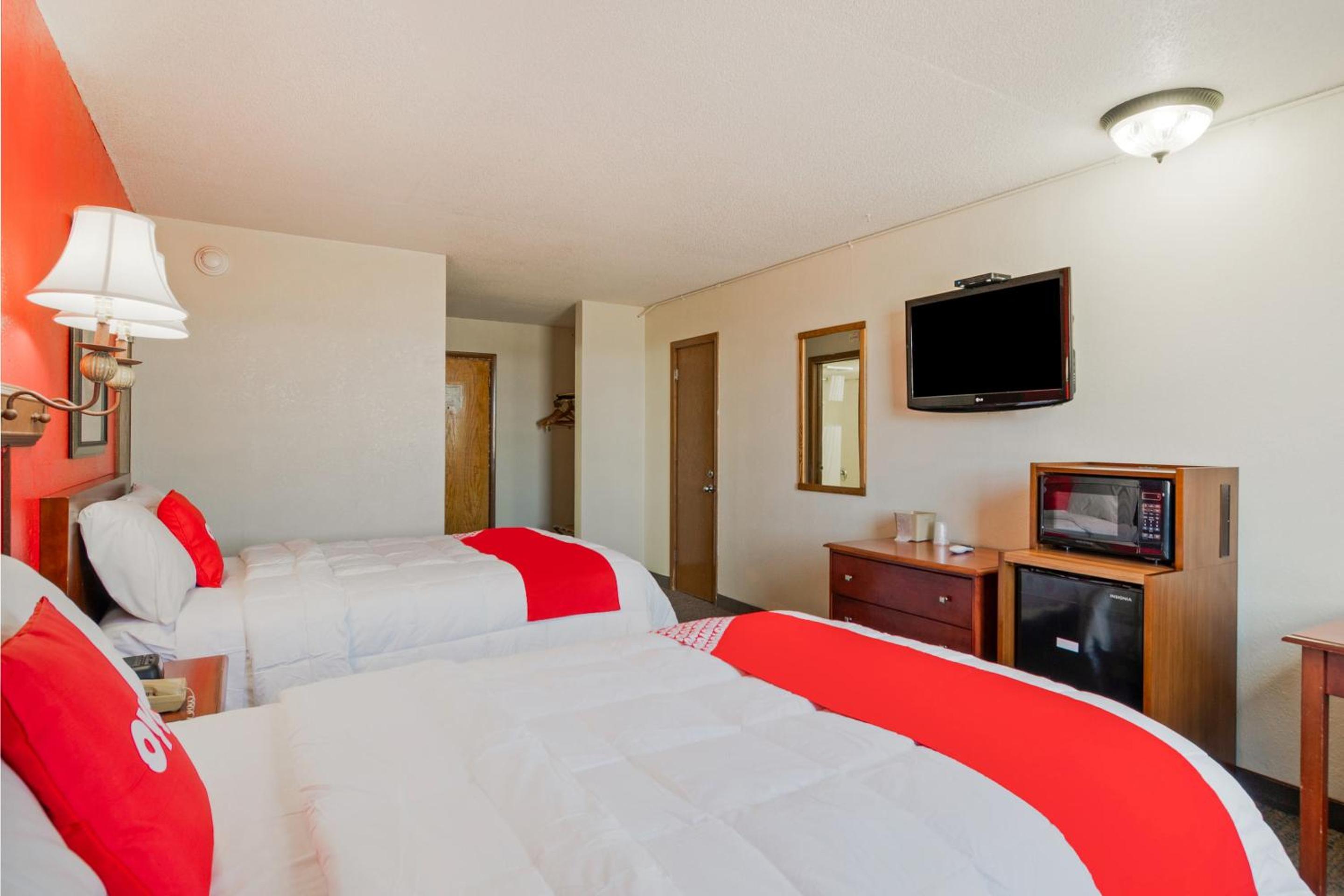 OYO Hotel Morton East Peoria I-74