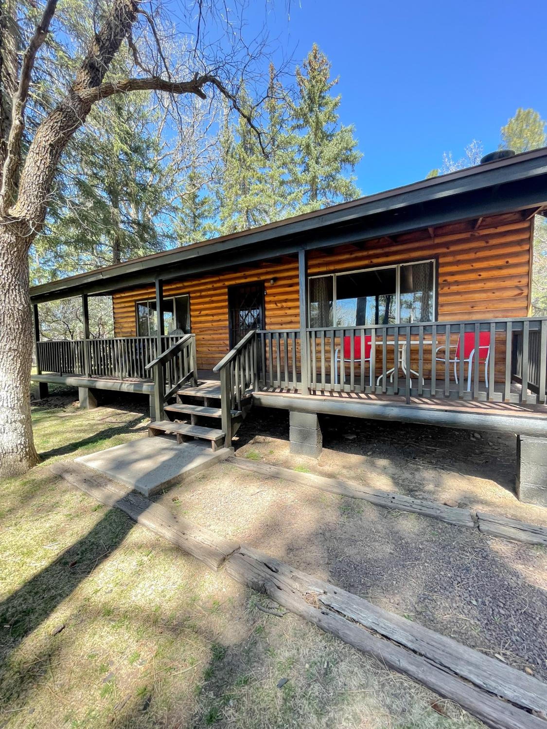 Lazy Oaks Resort - Property Image 9