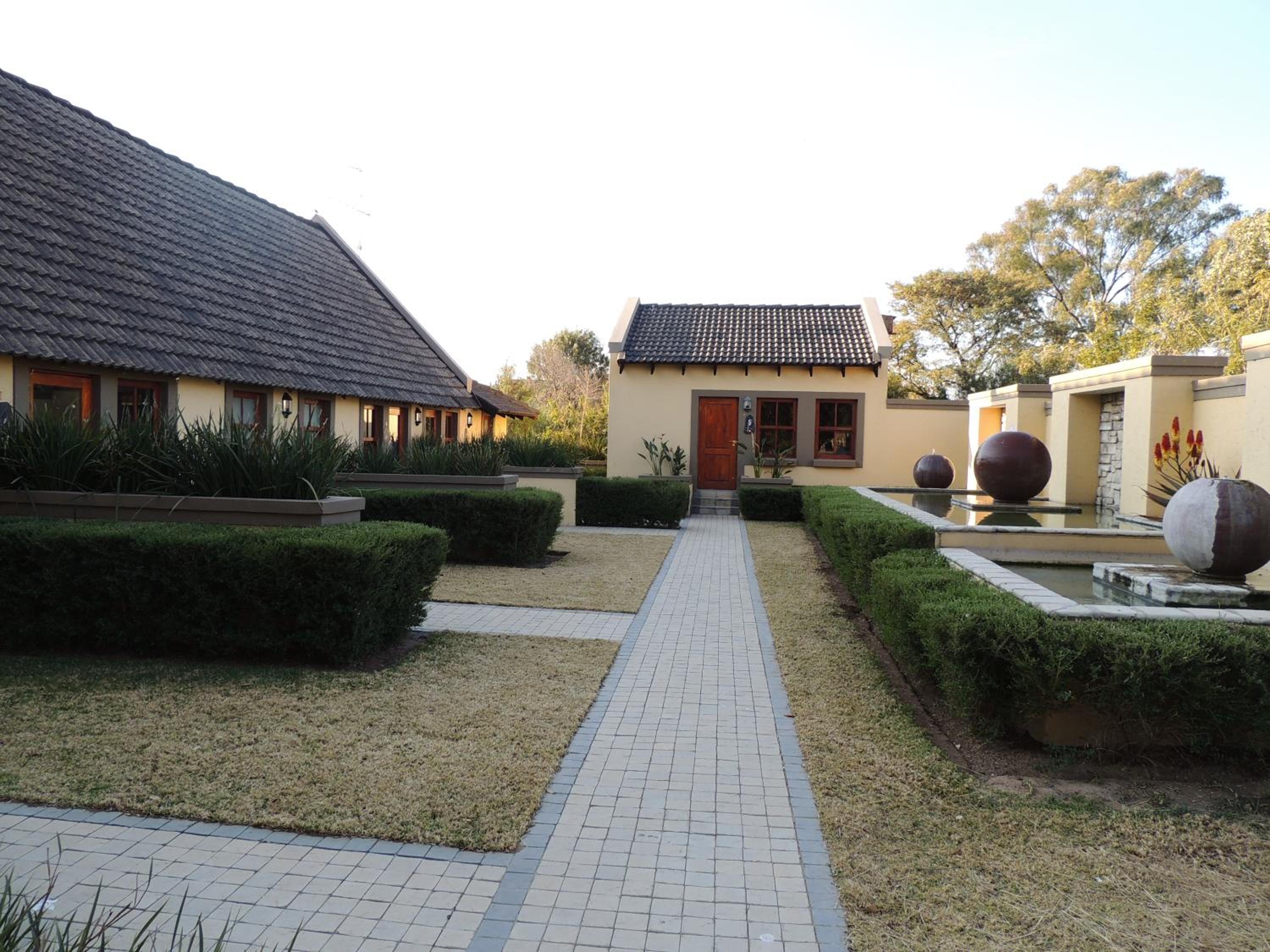 Strawberry Fields Country Manor Guest House