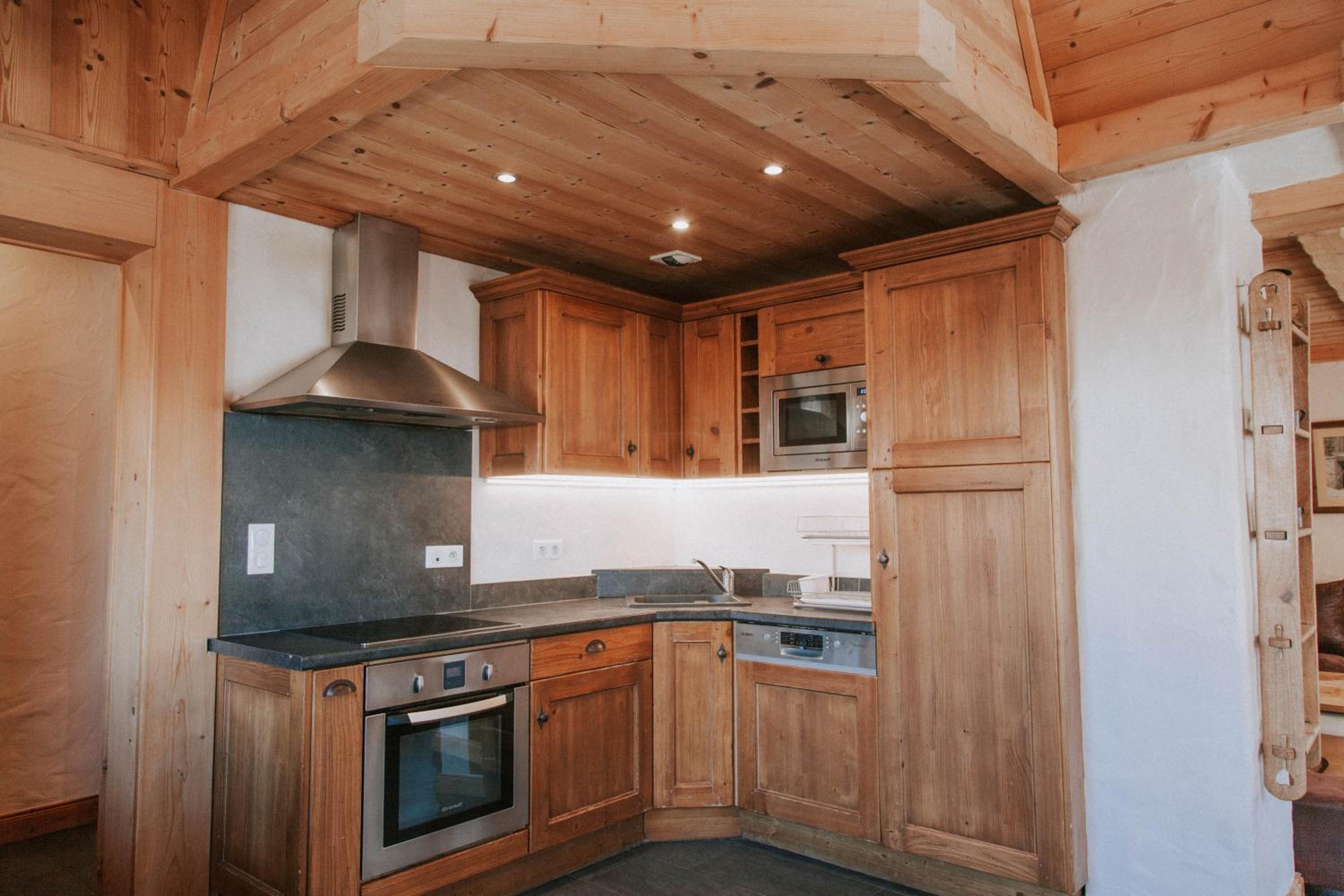 Morzine Vacations - Les Chalets de Jean Jeanne - Chalet La Bornette - Property Image 6