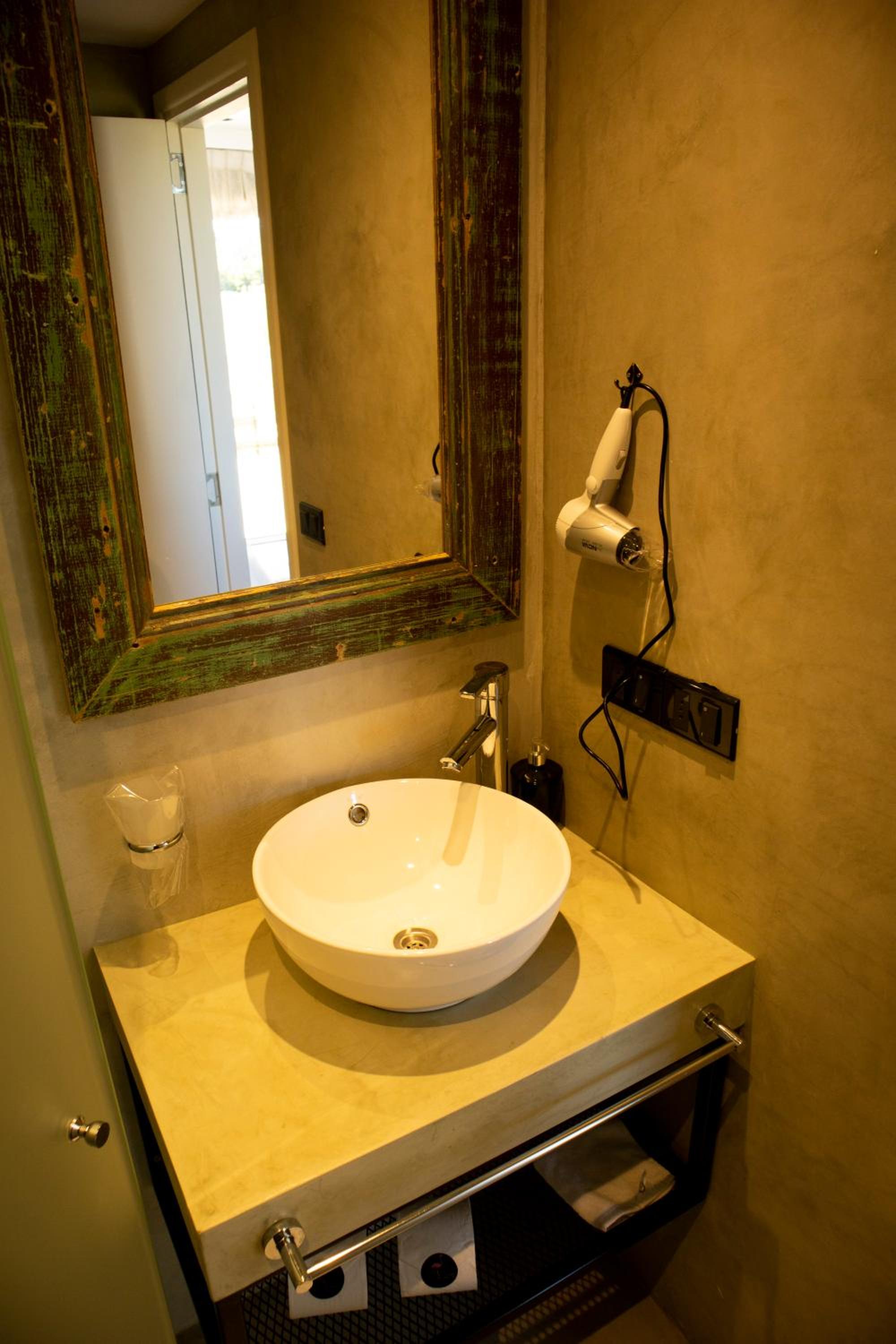 Photo 45