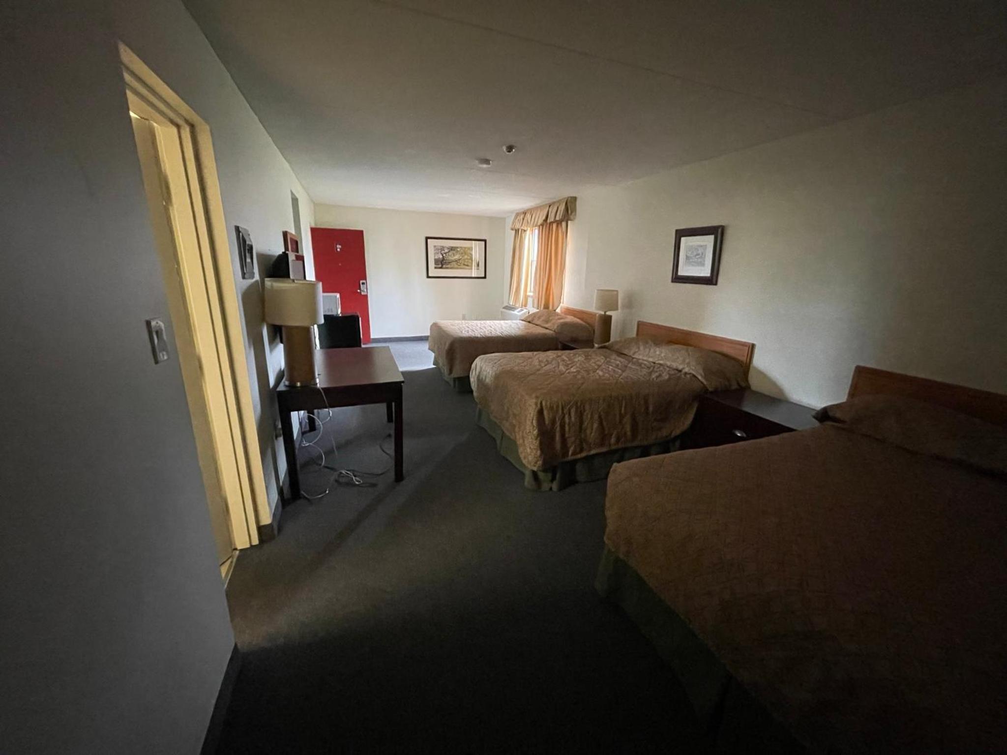 6032 Persepolis Inn view 5