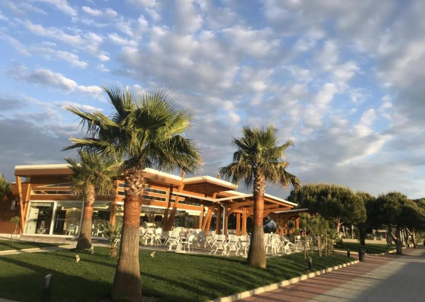 Villa Shera