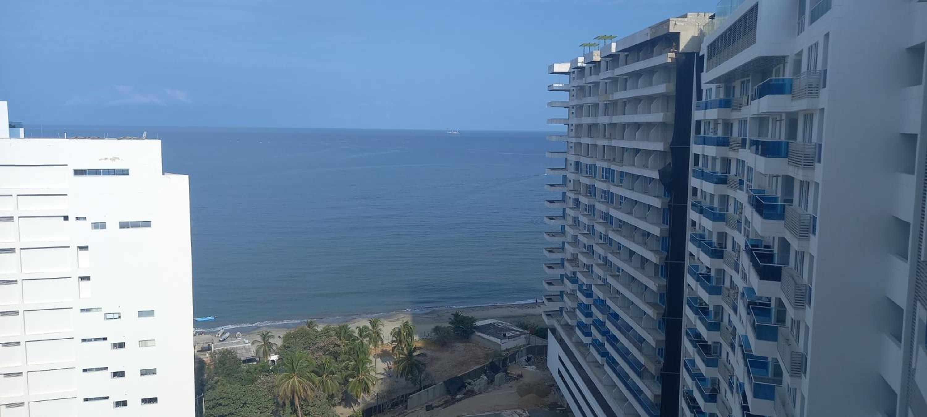 Apartamento con salida al Mar view 2