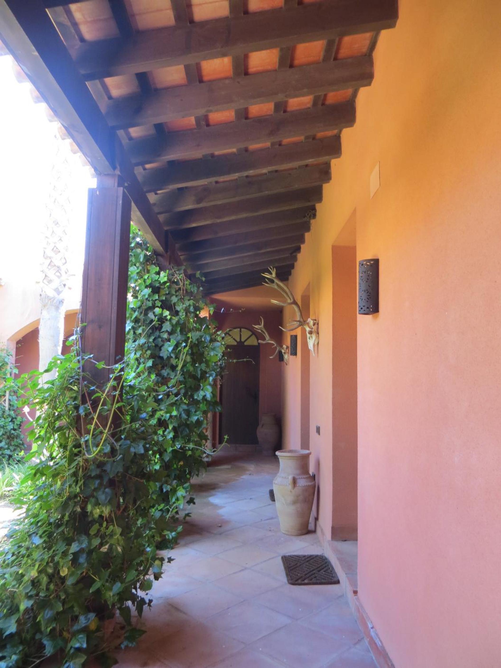 Casa Alvarianes view 3