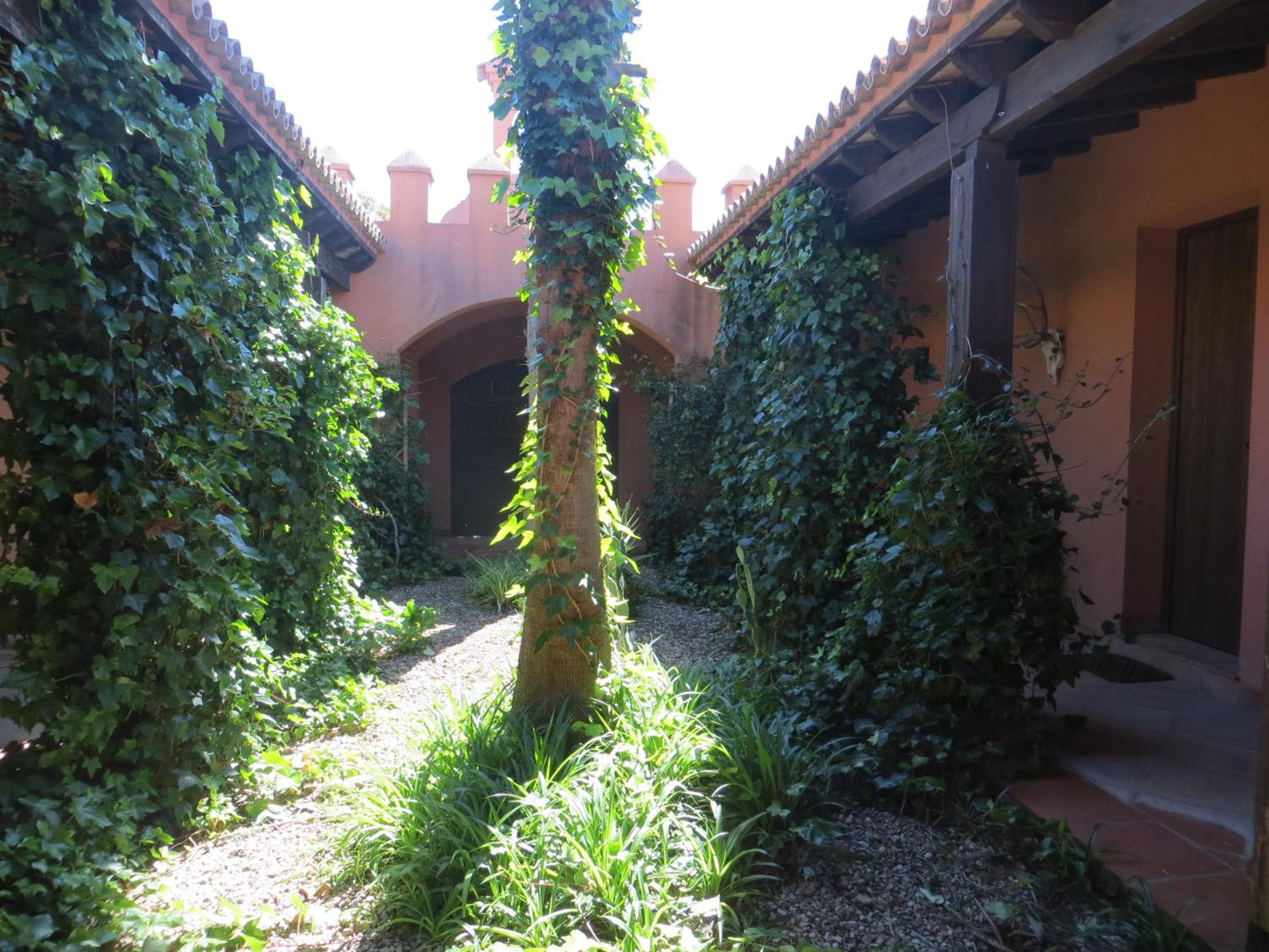 Casa Alvarianes view 5