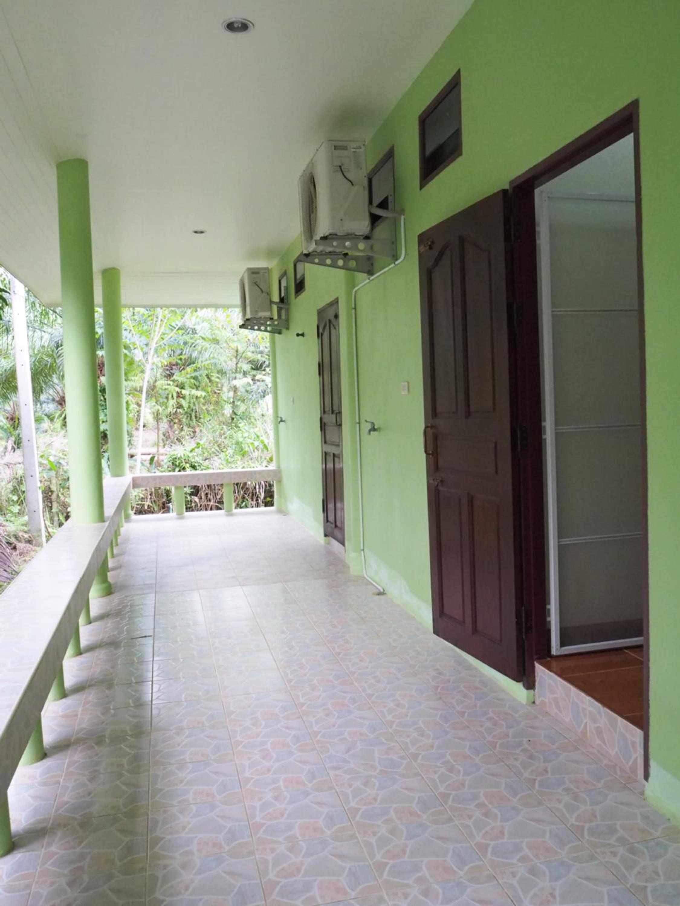 Photo 25