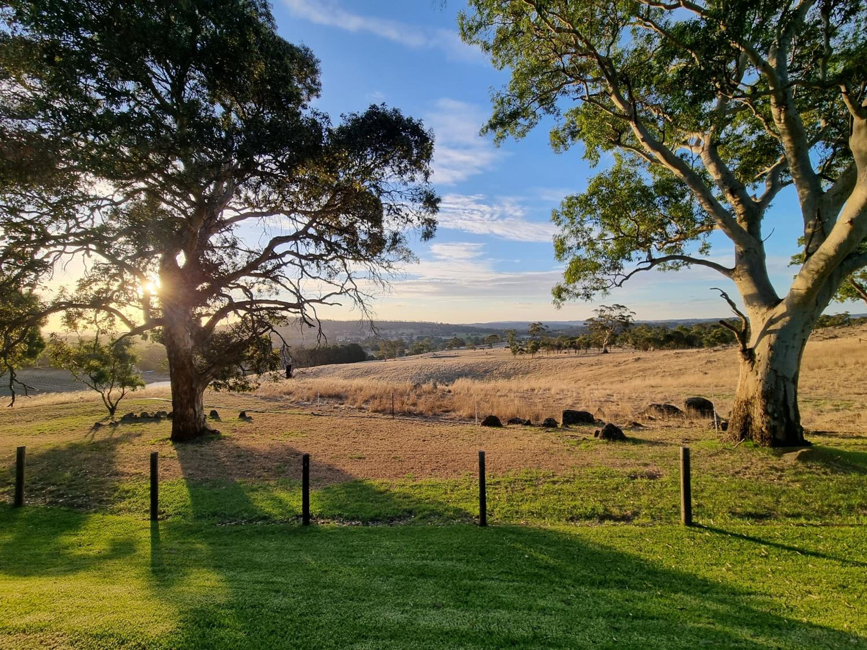 47 WOOLSHED ROAD - Adelaide Hills rural retreat