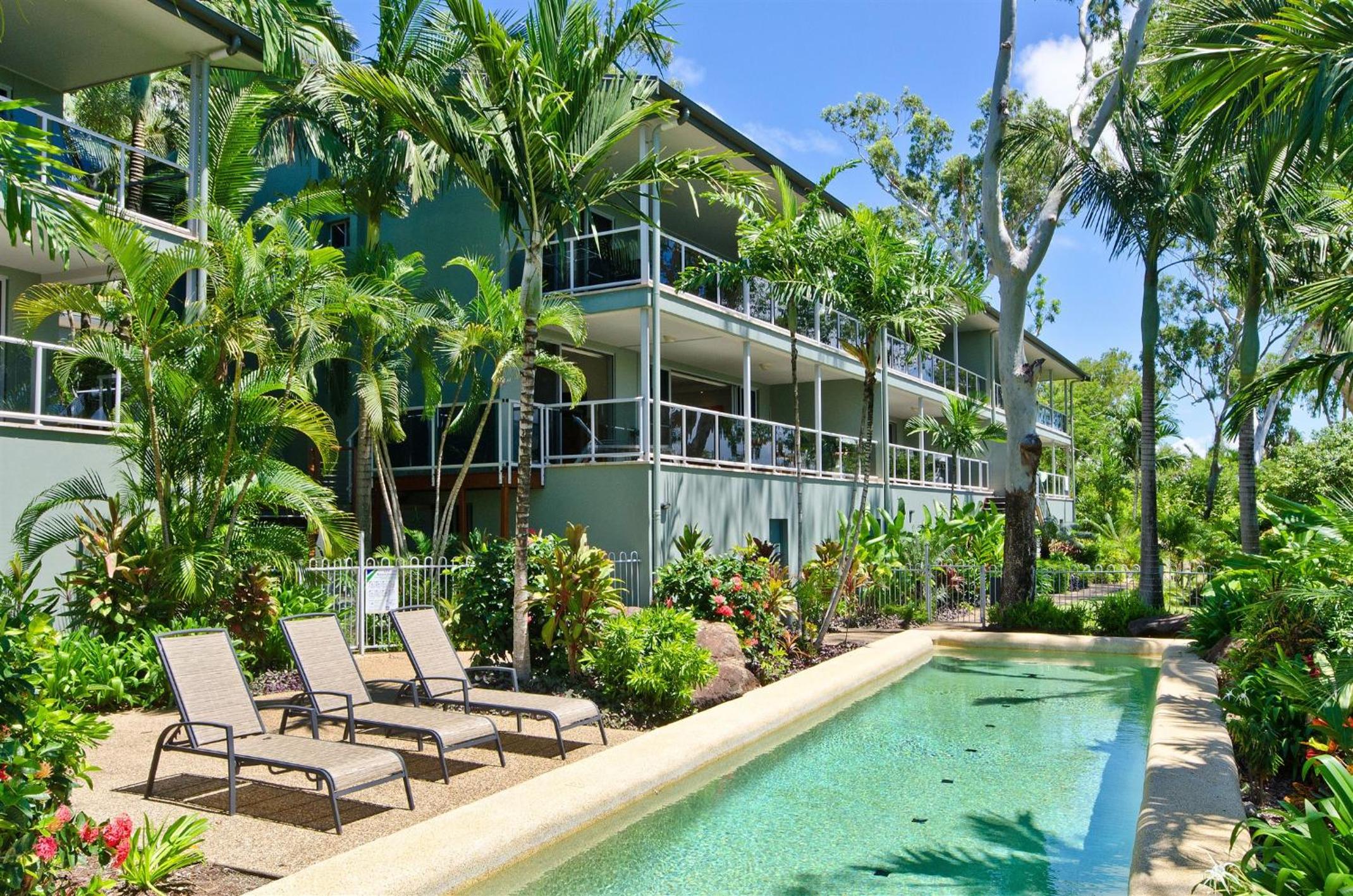 Blue Water Views Apartments
