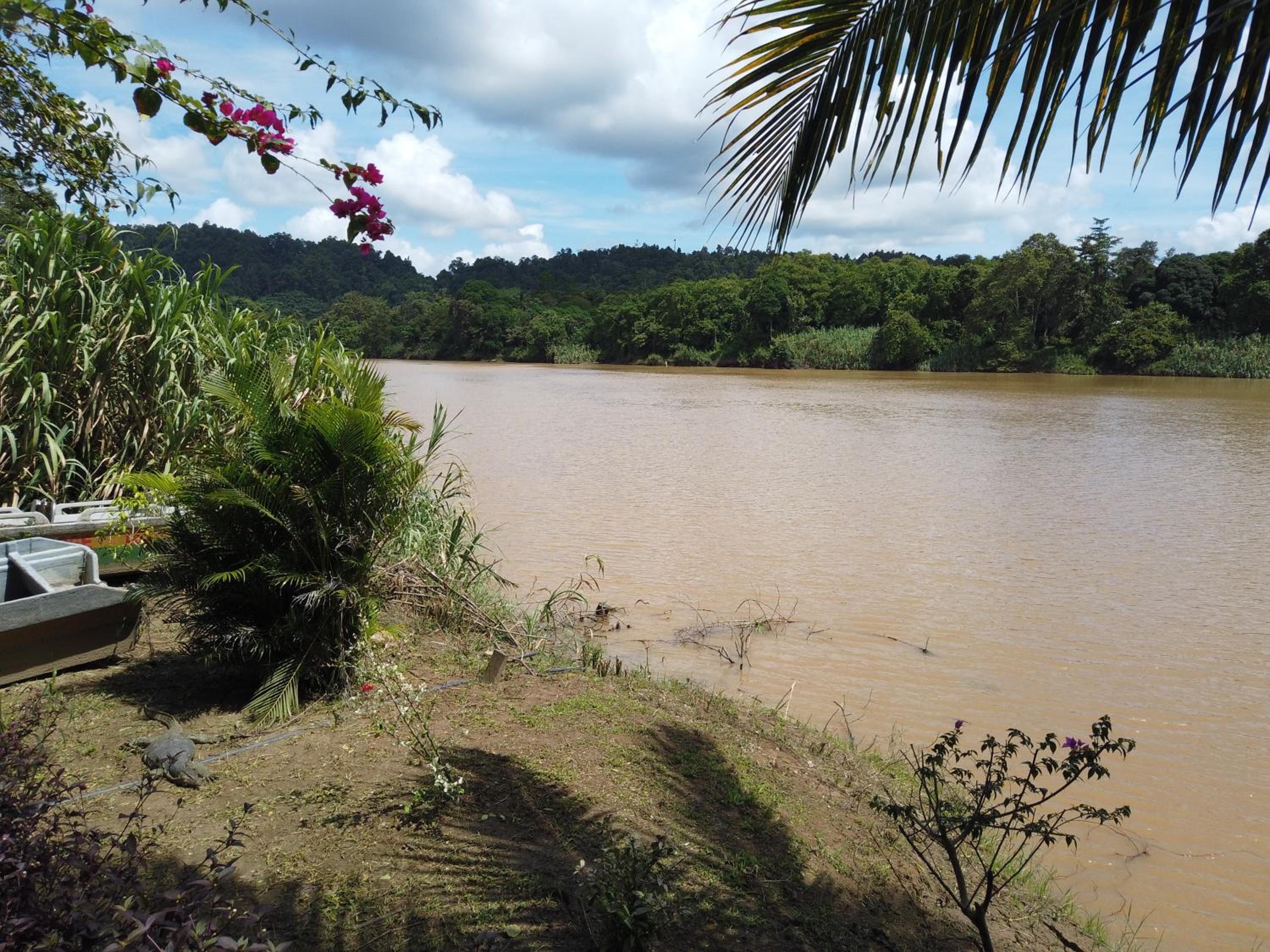 Bilit Adventure Lodge