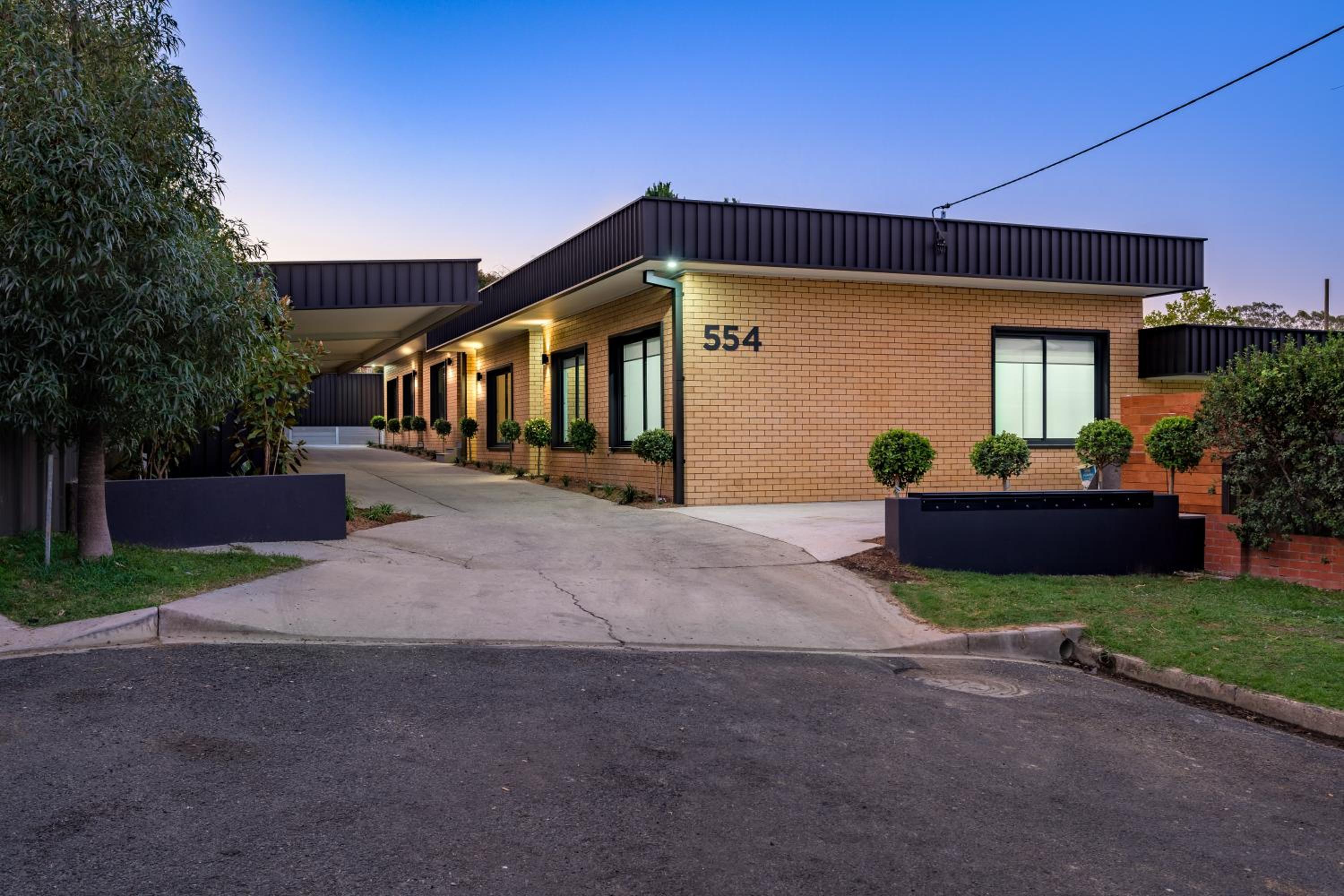 Albury Vacations - Comfort  Style - Luxurious Central Apartment - Property Image 4