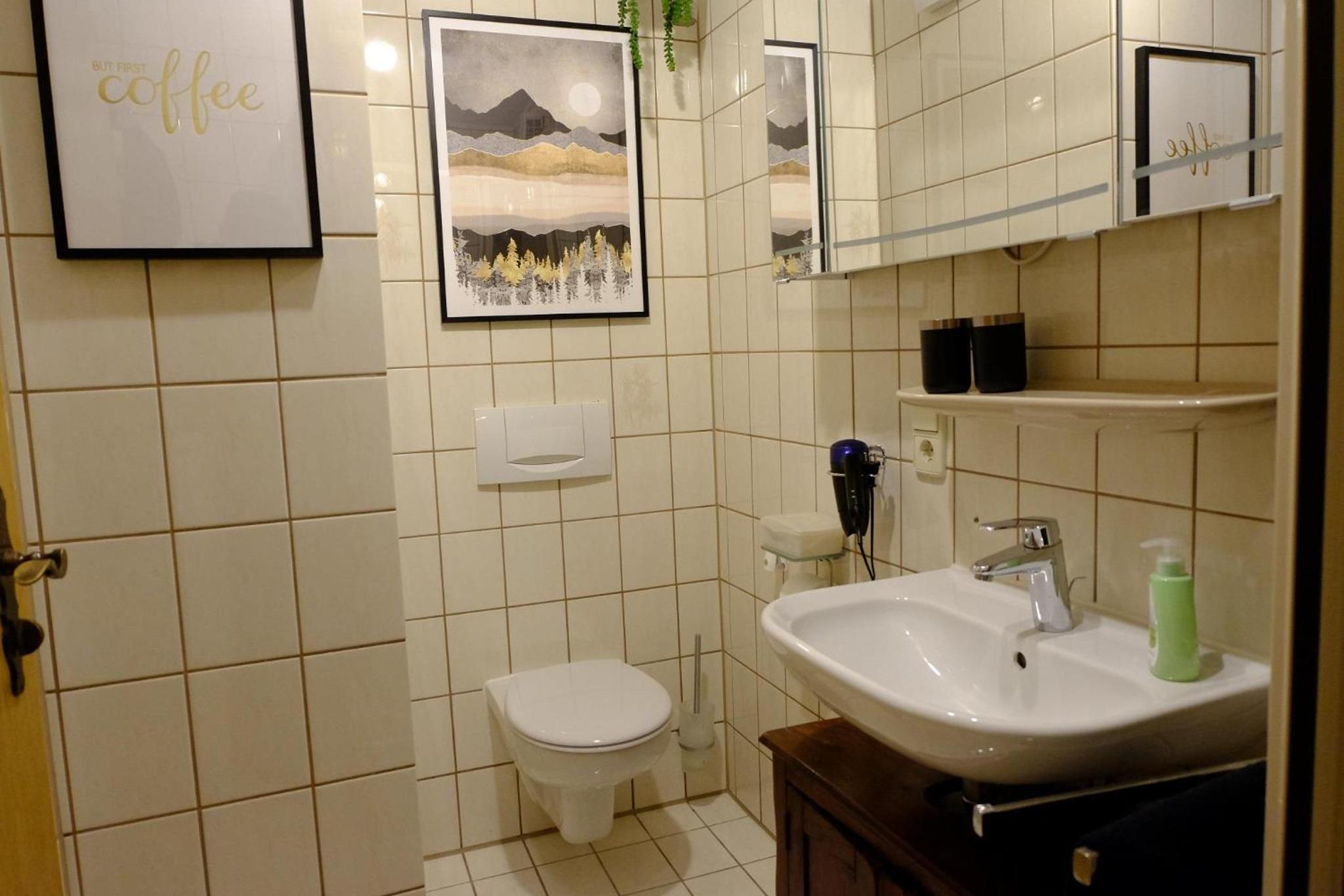 SchwarzWild - Ferienwohnung und Ferienzimmer