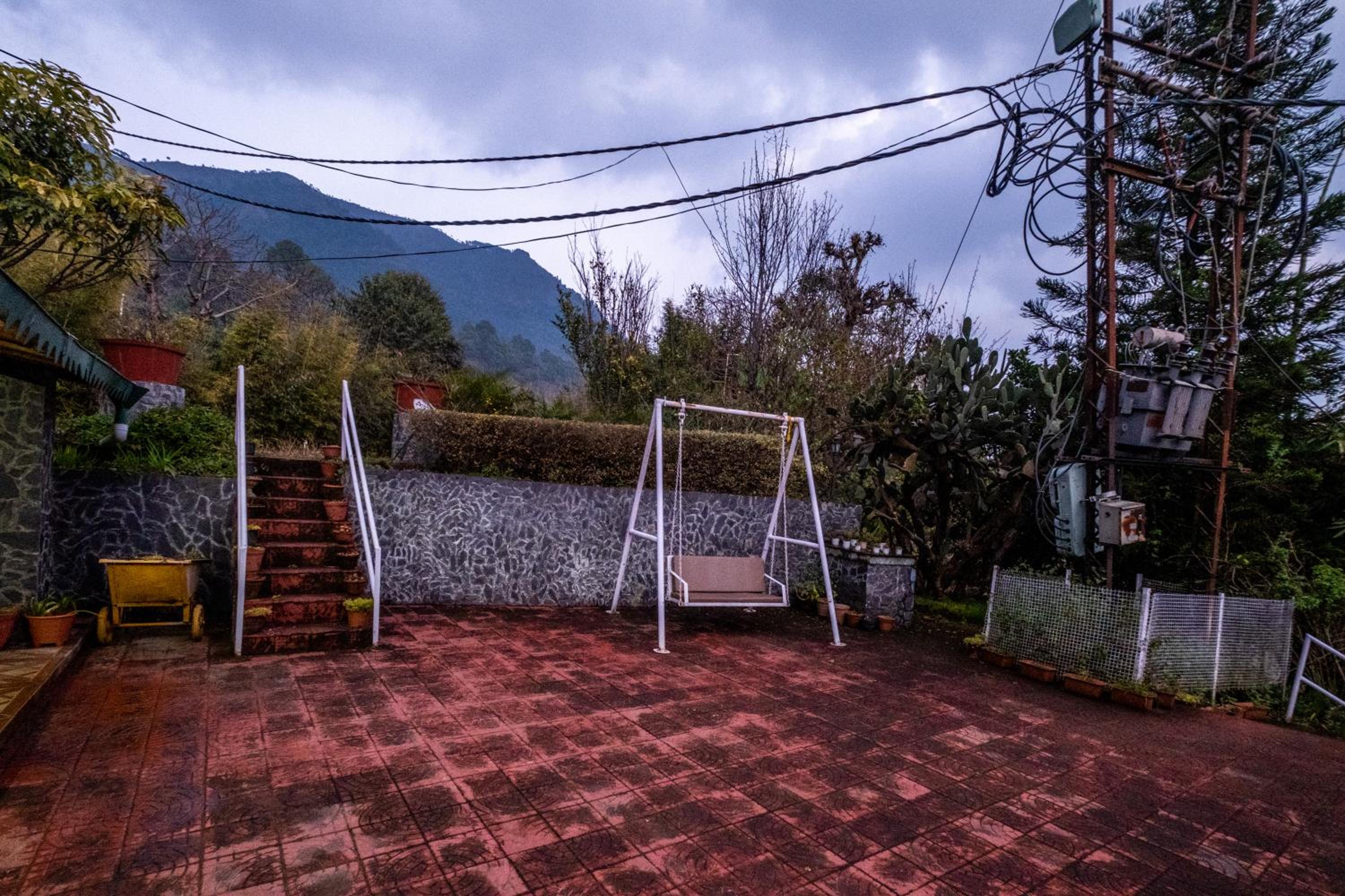 View-Topia Cottage, 2bhk w the view of Bhimtal Lake by Roamhome view 2