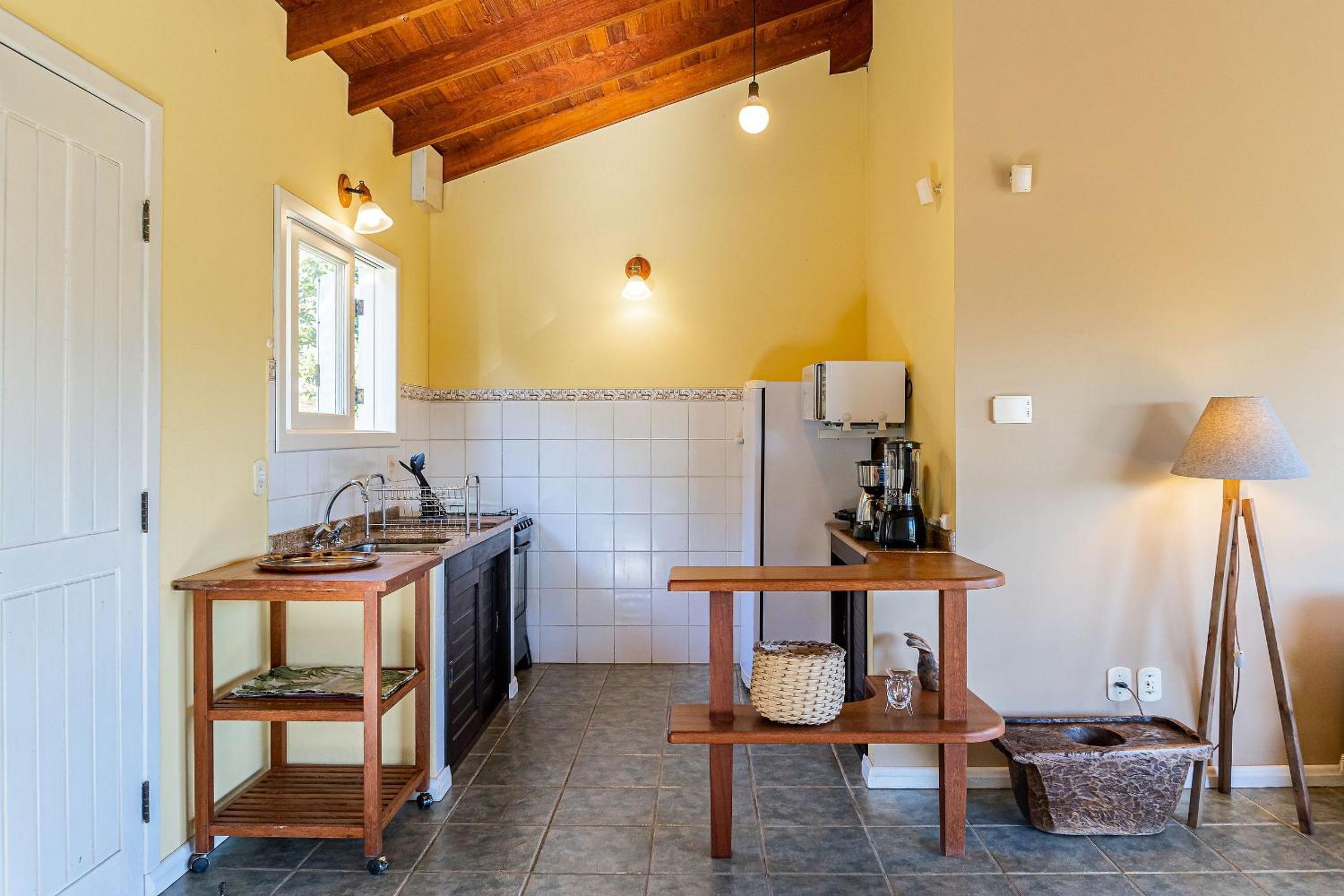 Linda casa pé na areia vista para o Ouvidor EGO003