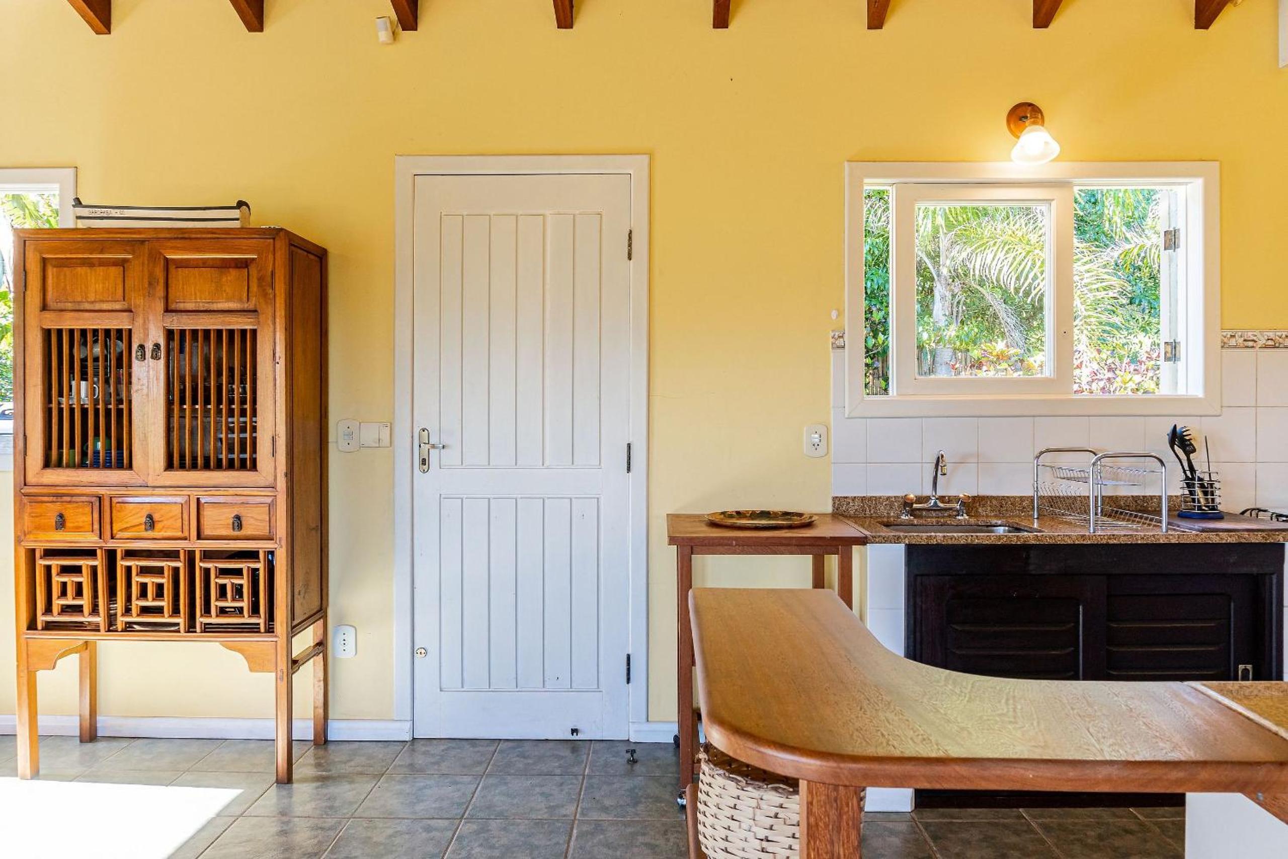 Linda casa pé na areia vista para o Ouvidor EGO003