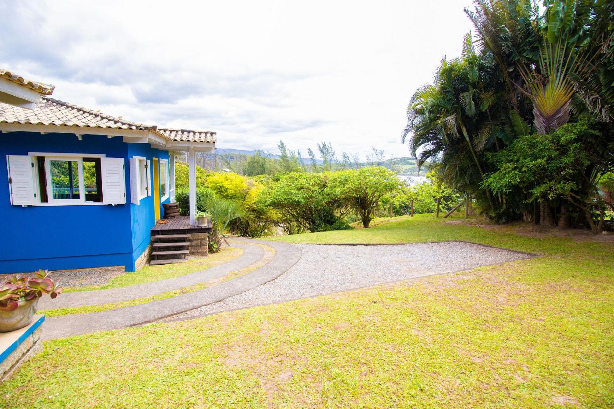 Linda casa pé na areia vista para o Ouvidor EGO003
