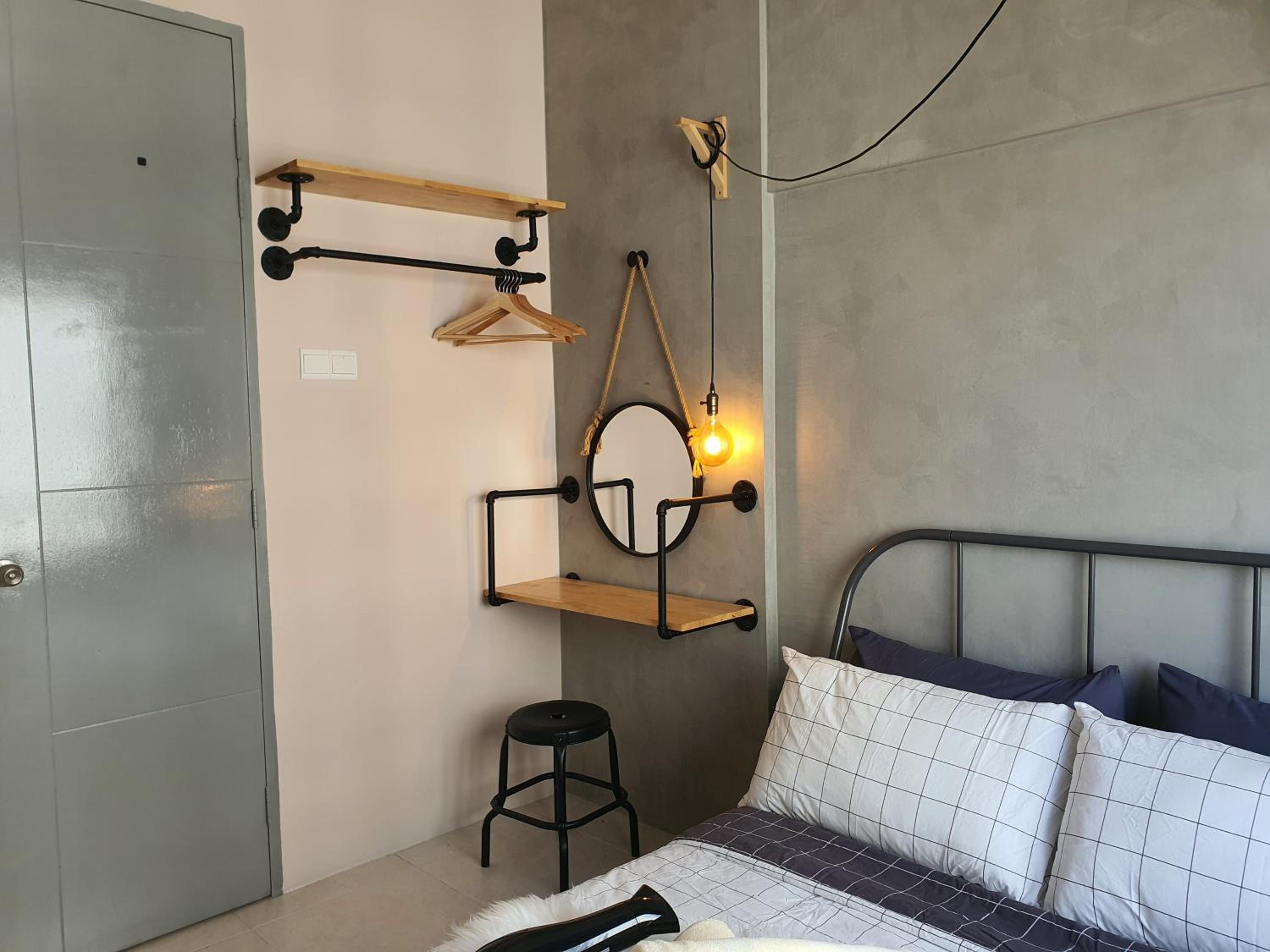 Cozy 2 bedrooms 4 pax Menjalara Near Desa Park City