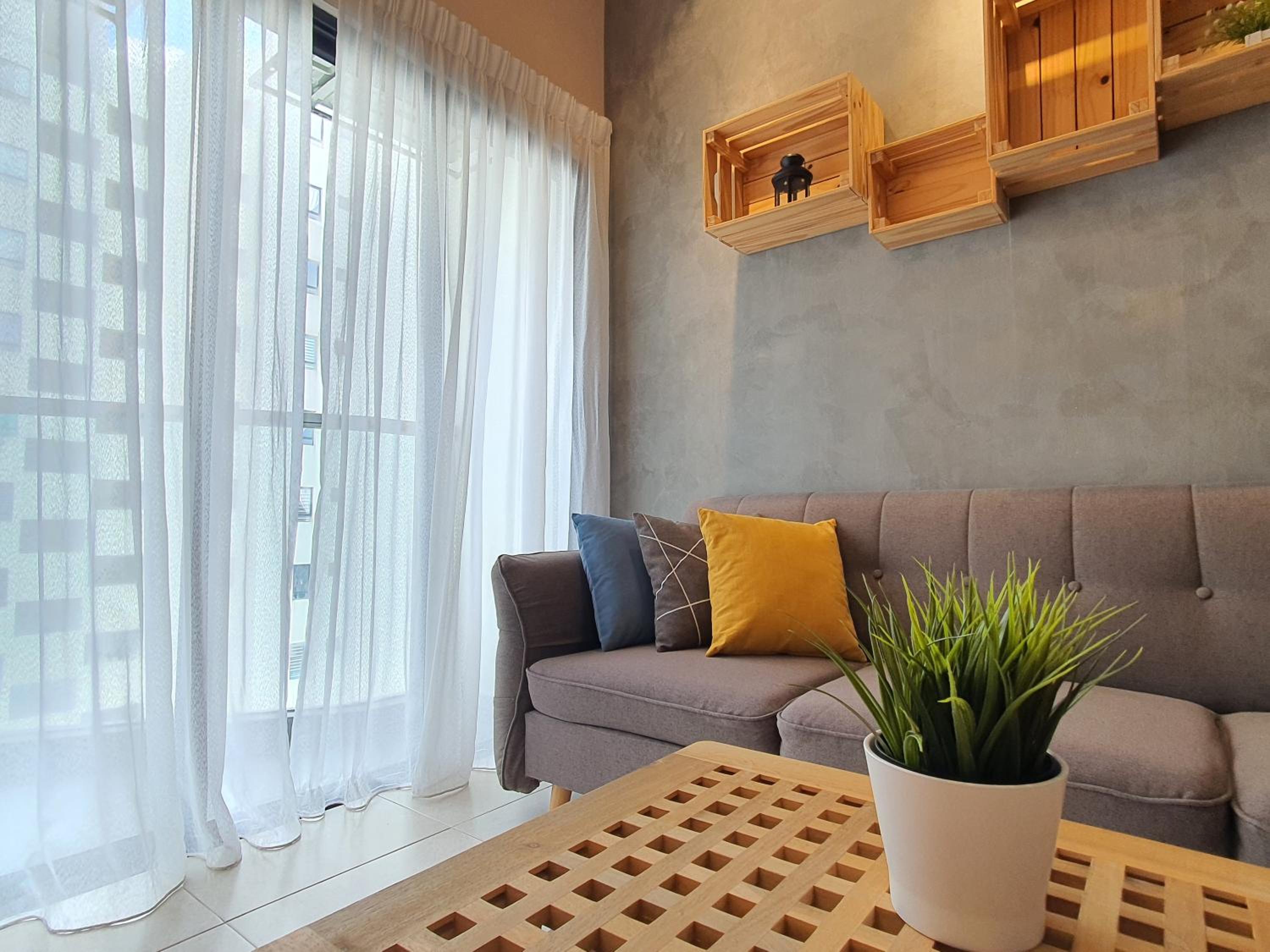 Cozy 2 bedrooms 4 pax Menjalara Near Desa Park City