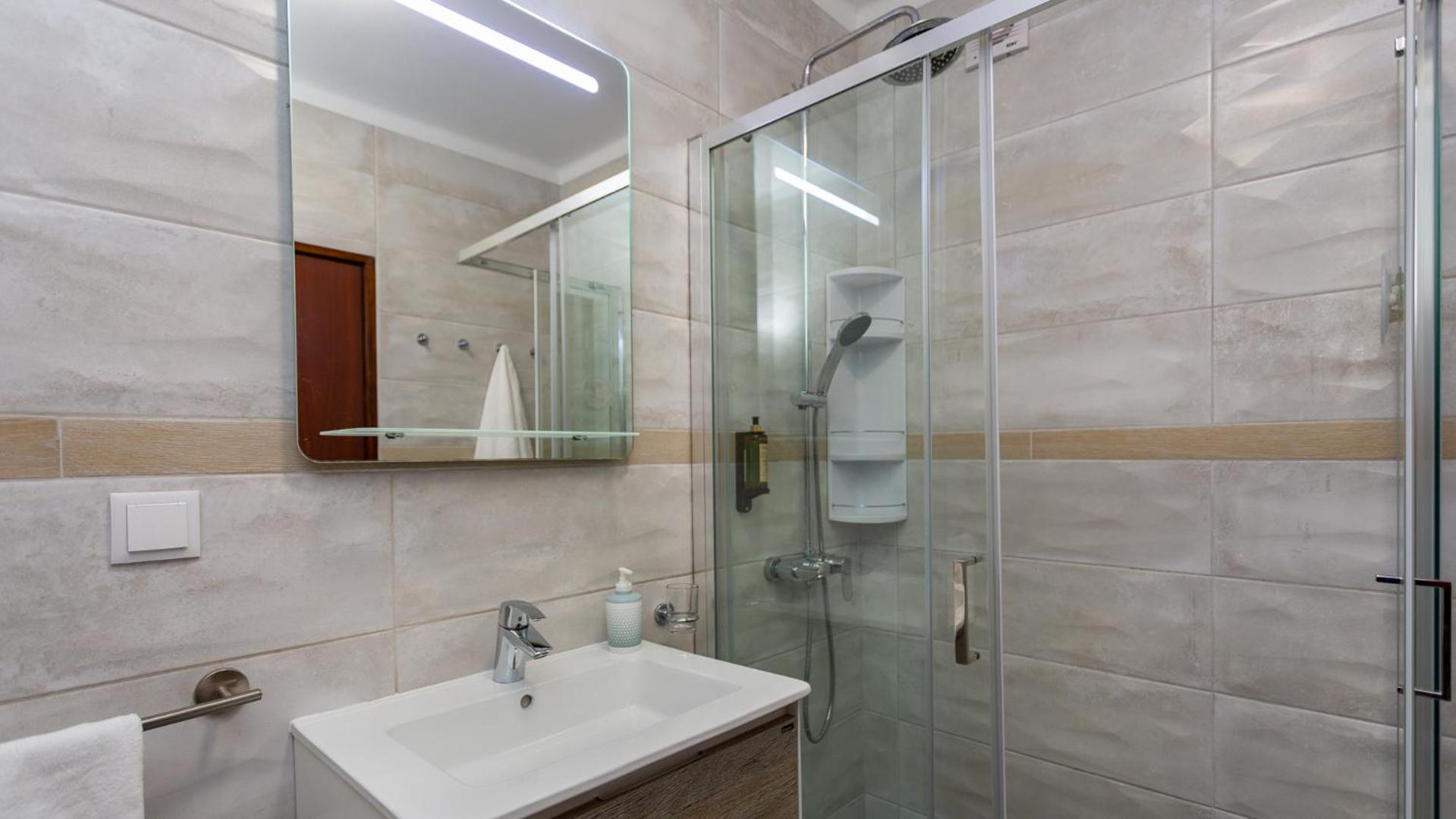 Comfort 1BDR Apartment W/Pool by LovelyStay view 5