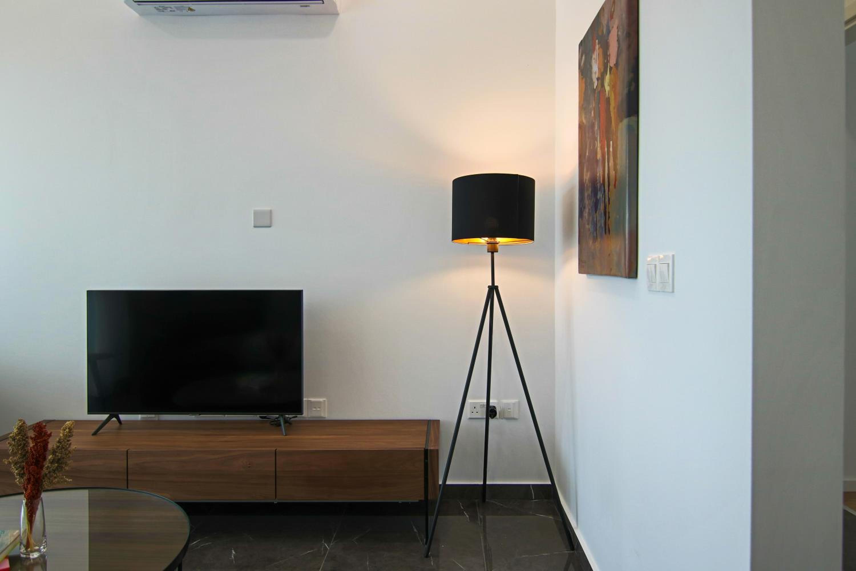 Phaedrus Living: City View Anna Residence 101