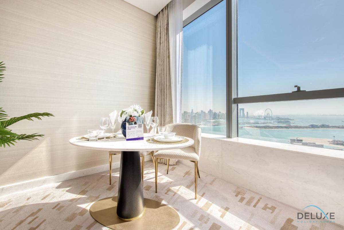 Posh Studio at The Palm Tower Palm Jumeirah by Deluxe Holiday Homes