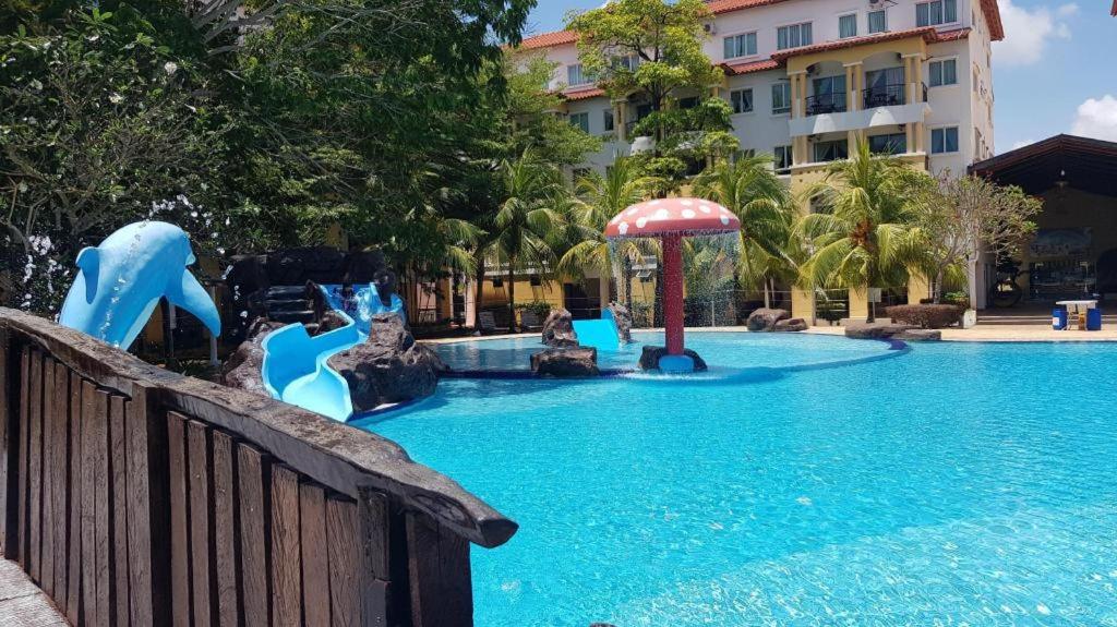 THRE @ Tiara desaru [Private Apartment with Beach] photo 2