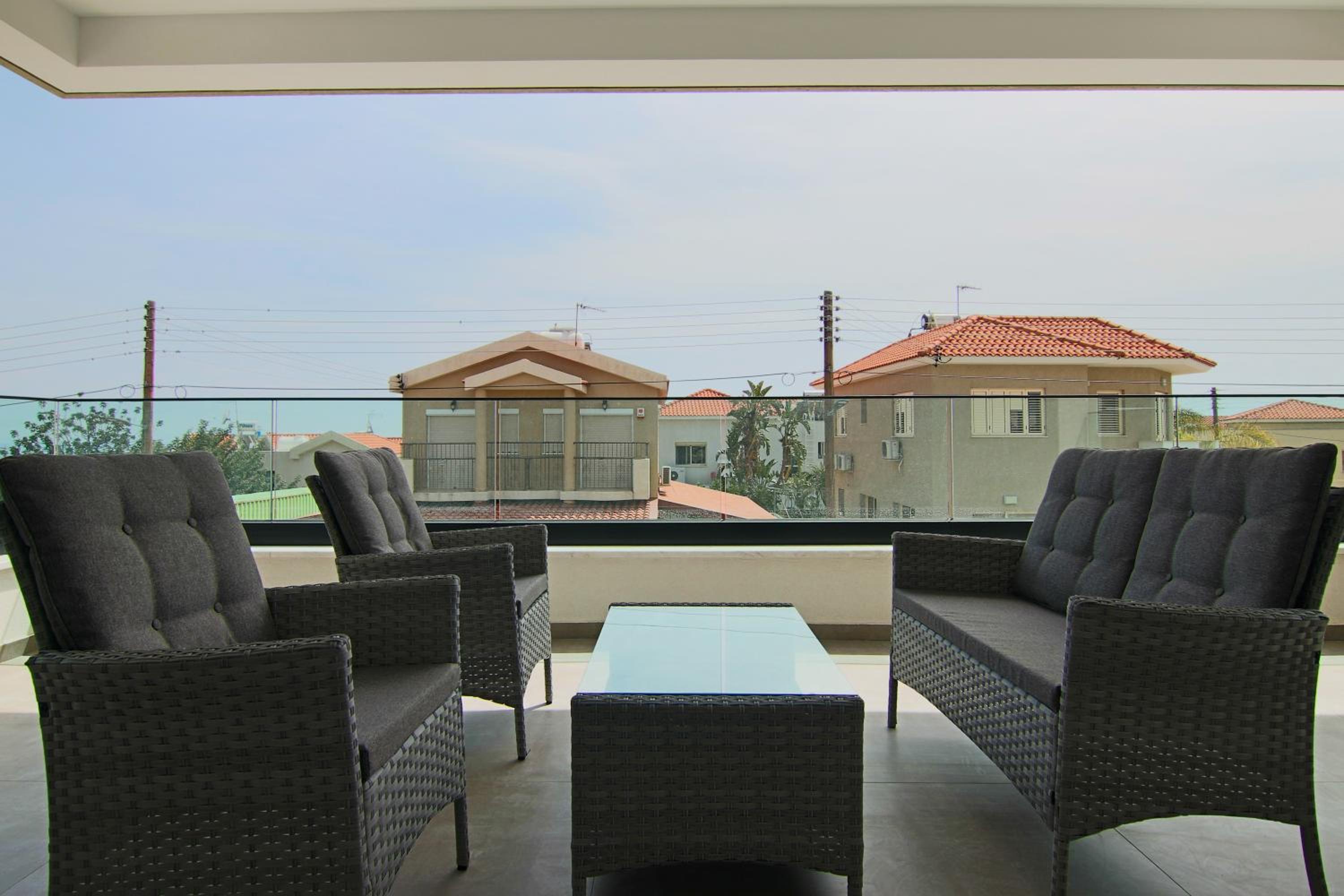 Phaedrus Living: City View Anna Residence 102 view 2