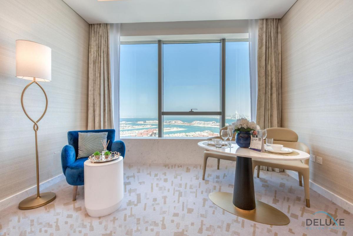 Calm Studio at The Palm Tower Palm Jumeirah by Deluxe Holiday Homes