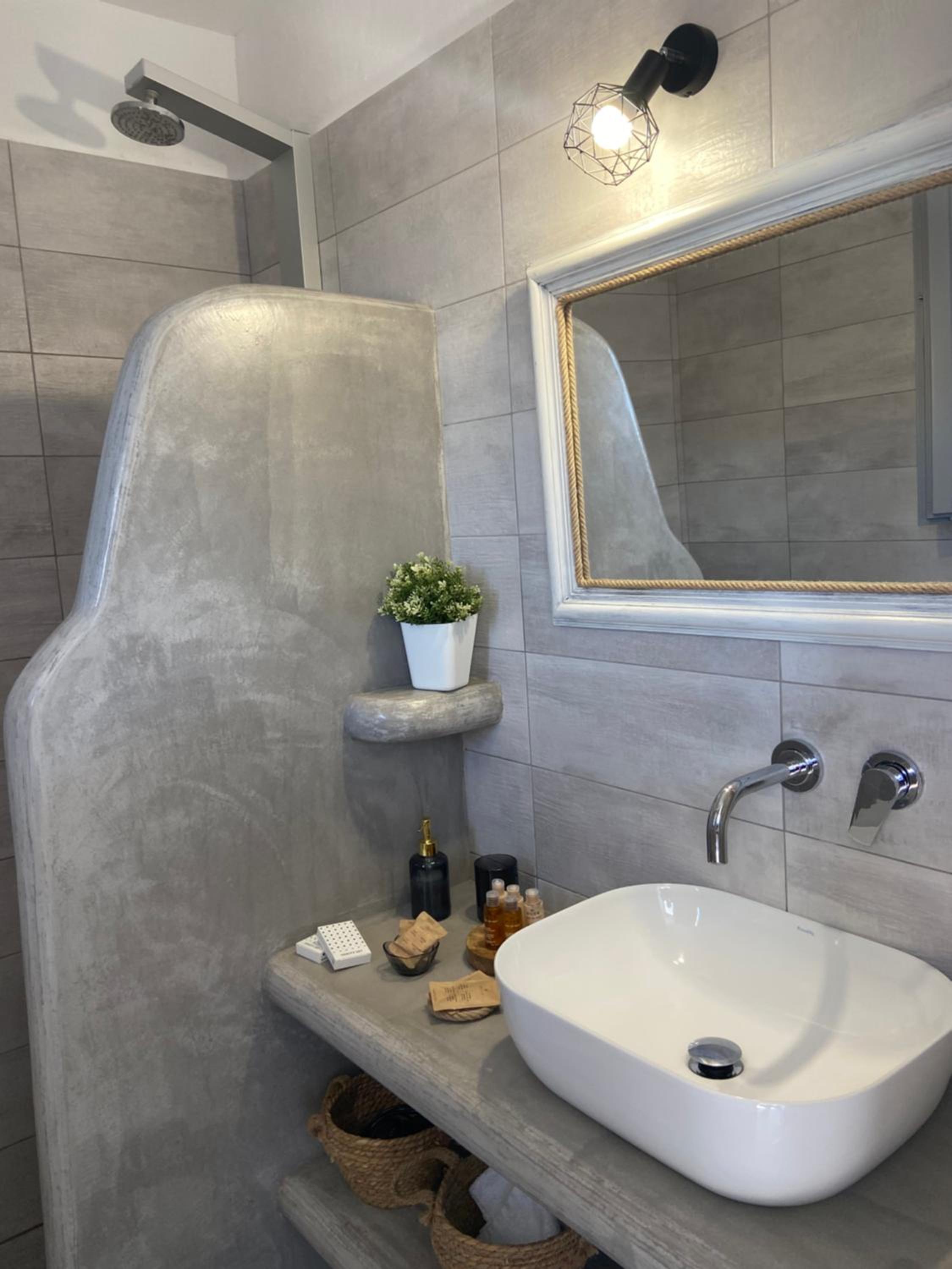 Aeron Suites