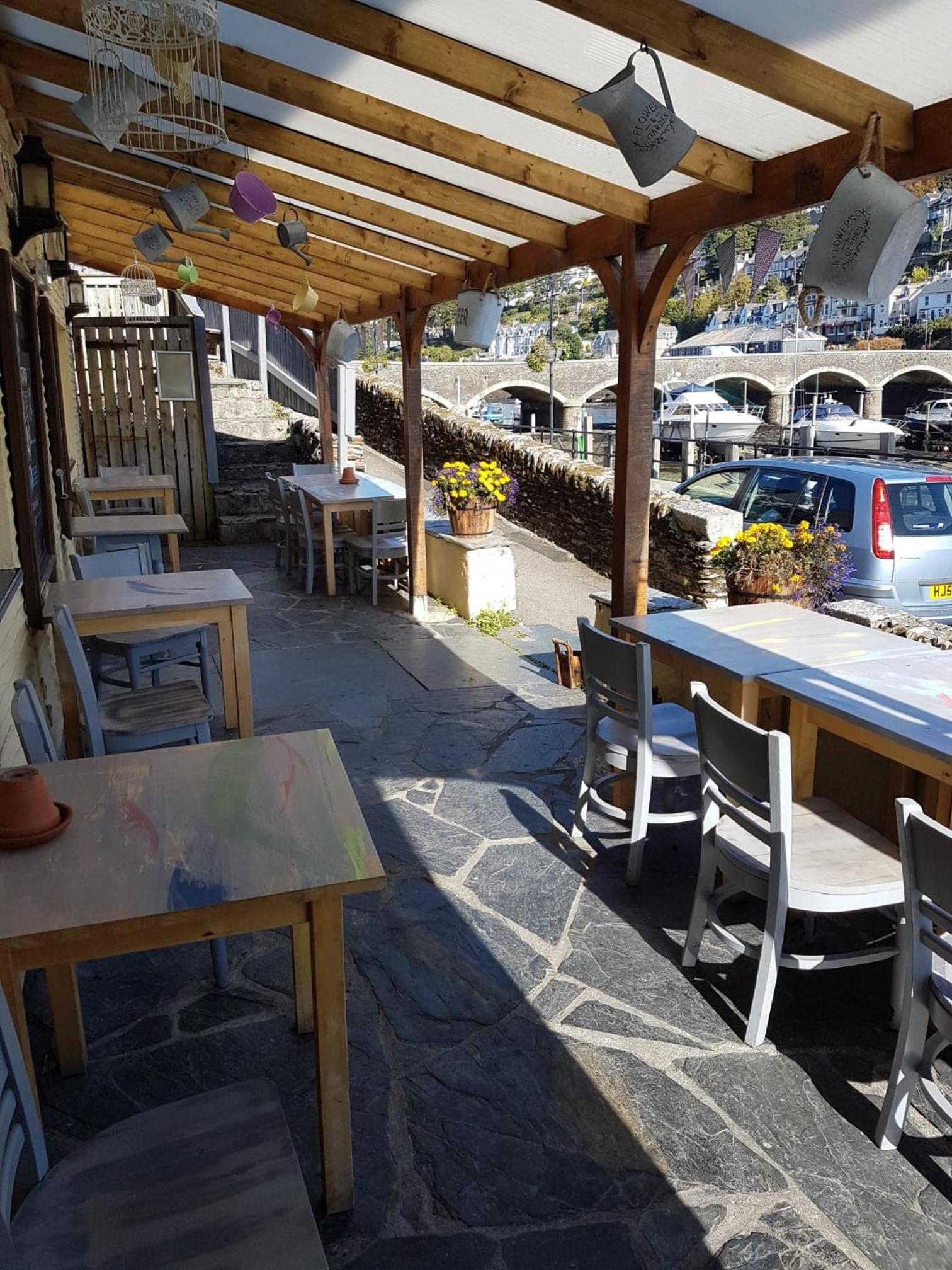 Harbour Moon Inn