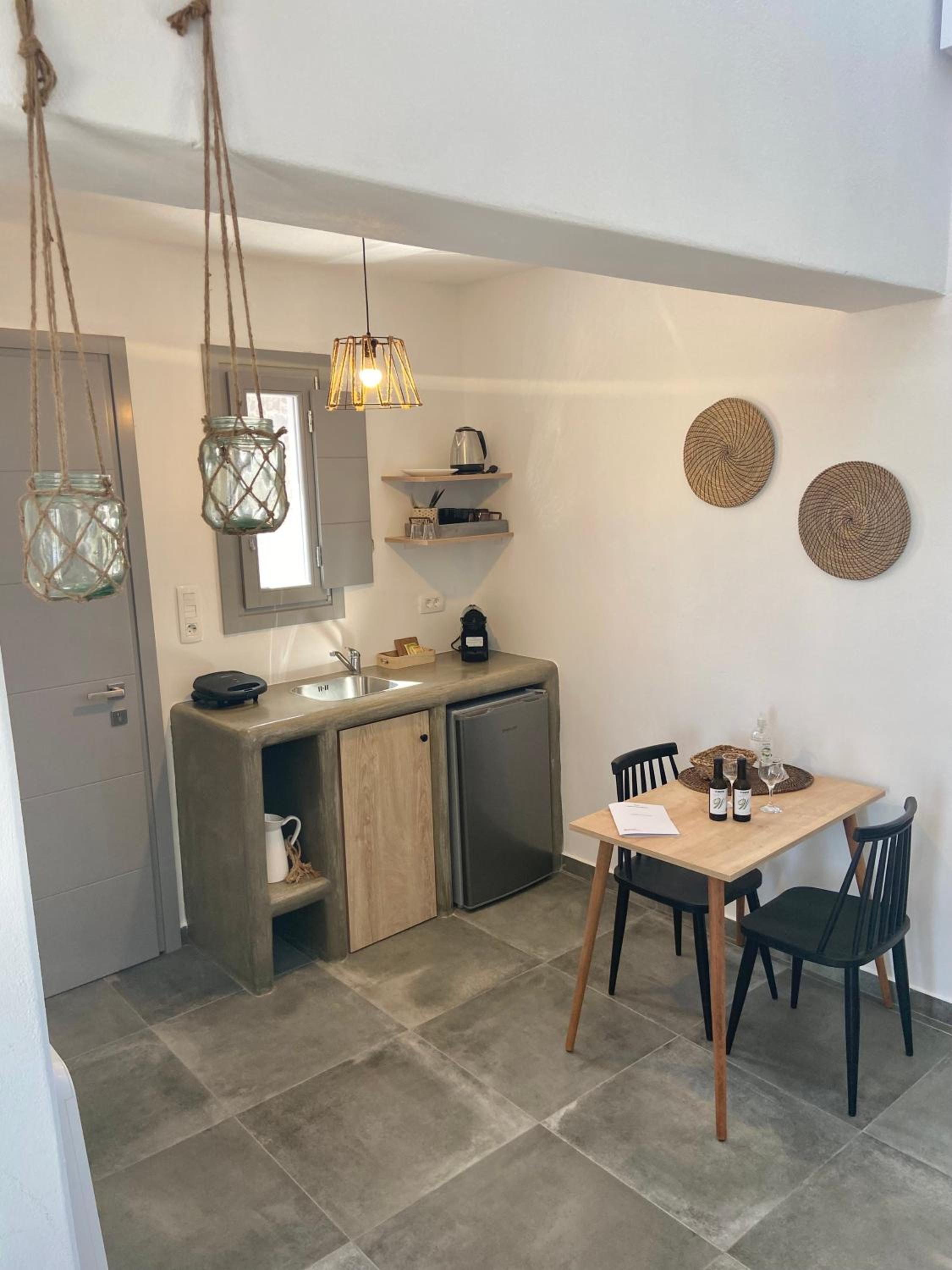 Aeron Suites